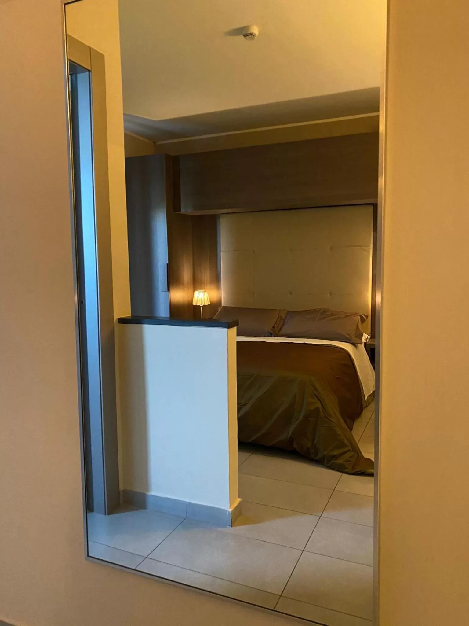 Bedroom, Bed in Victoria Hotel