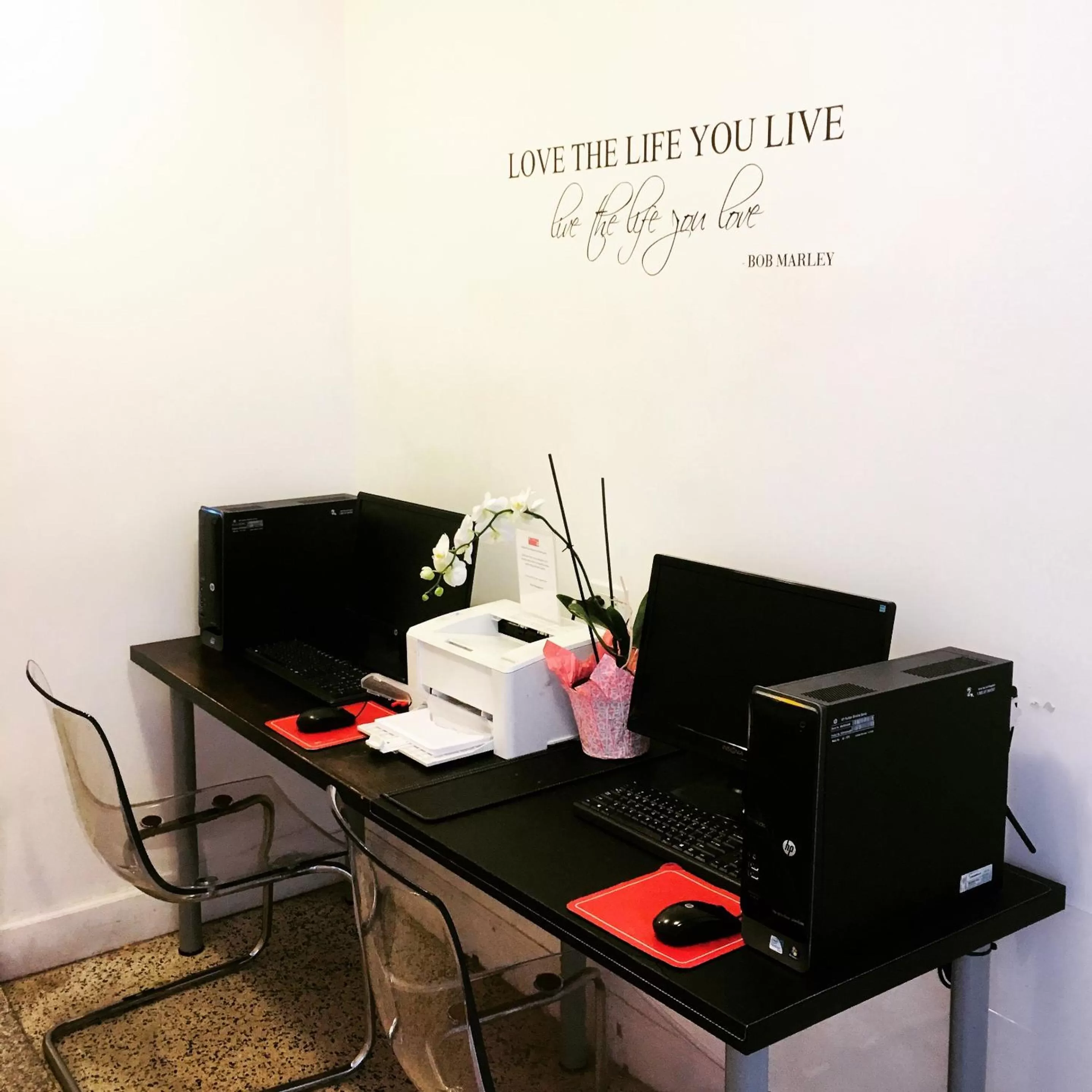 Meeting/conference room in Collins Hotel