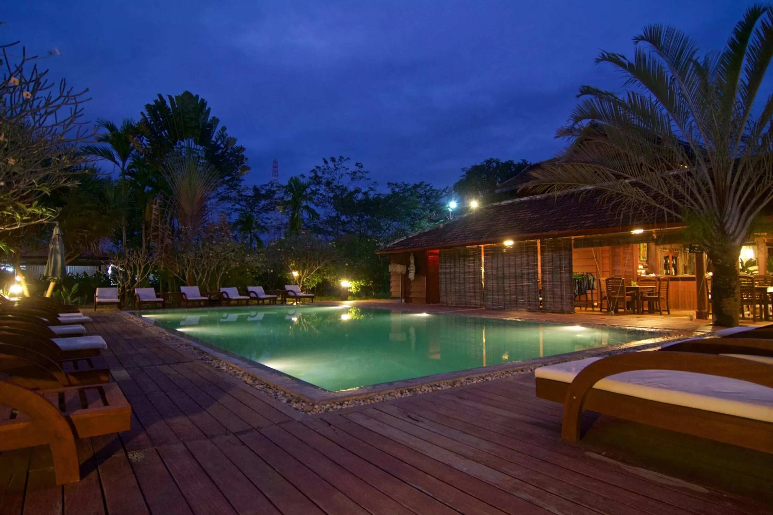 Swimming pool in Terres Rouges Lodge