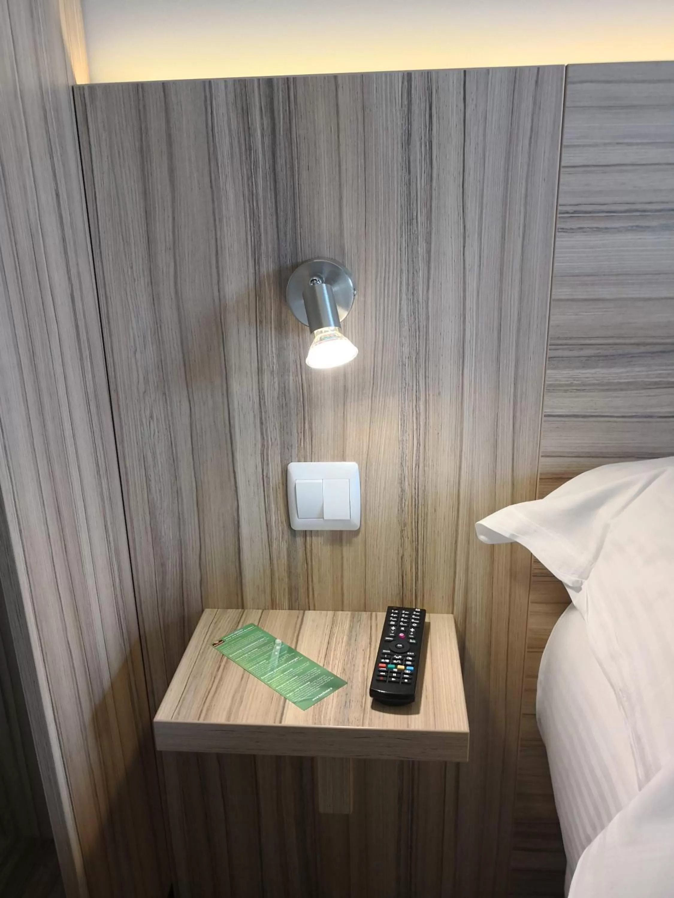 Other, Bed in Best Hotel Bordeaux Sud