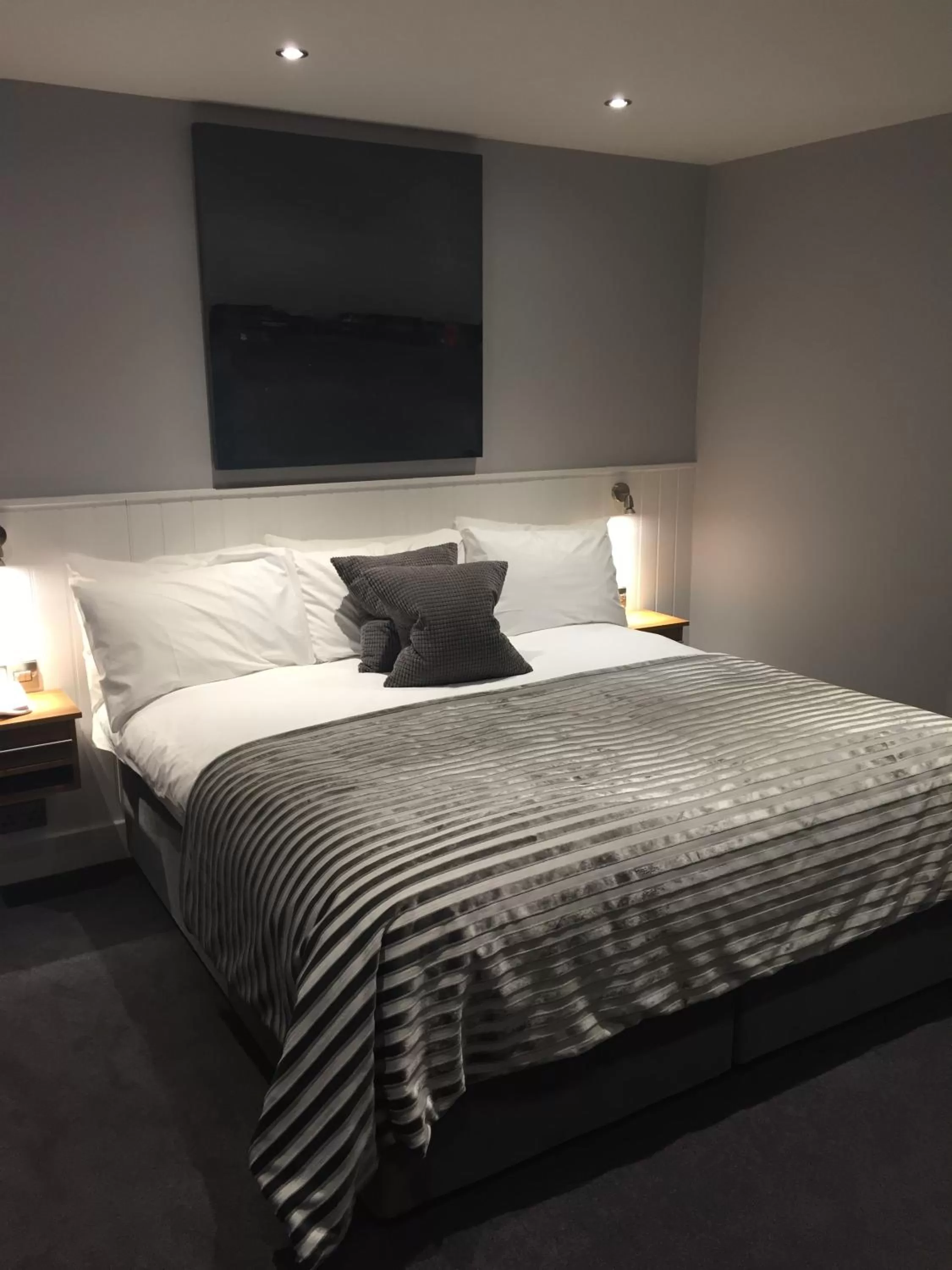 Bed in Carlton Hotel