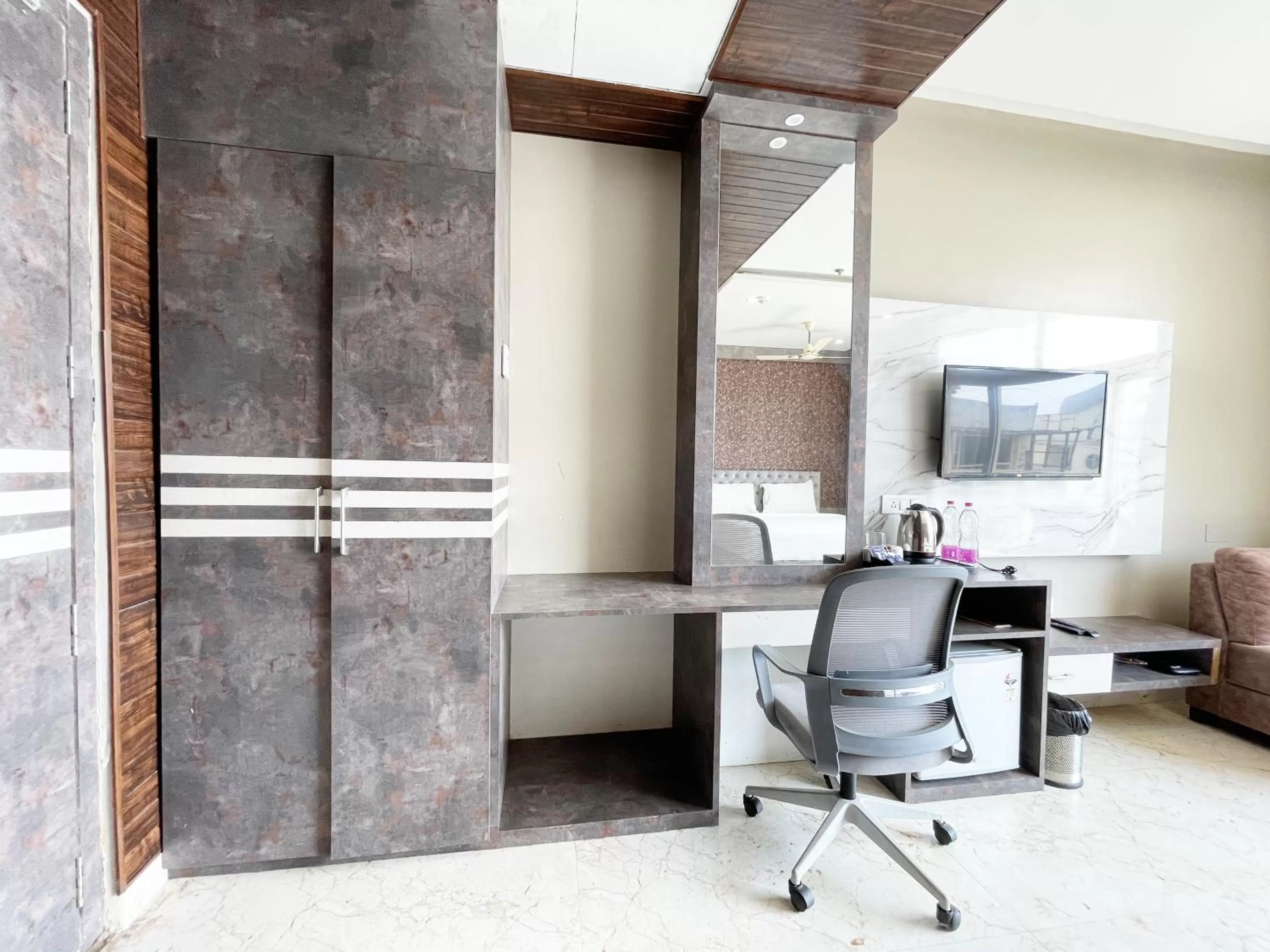 Hotel TBS sea view ! Puri