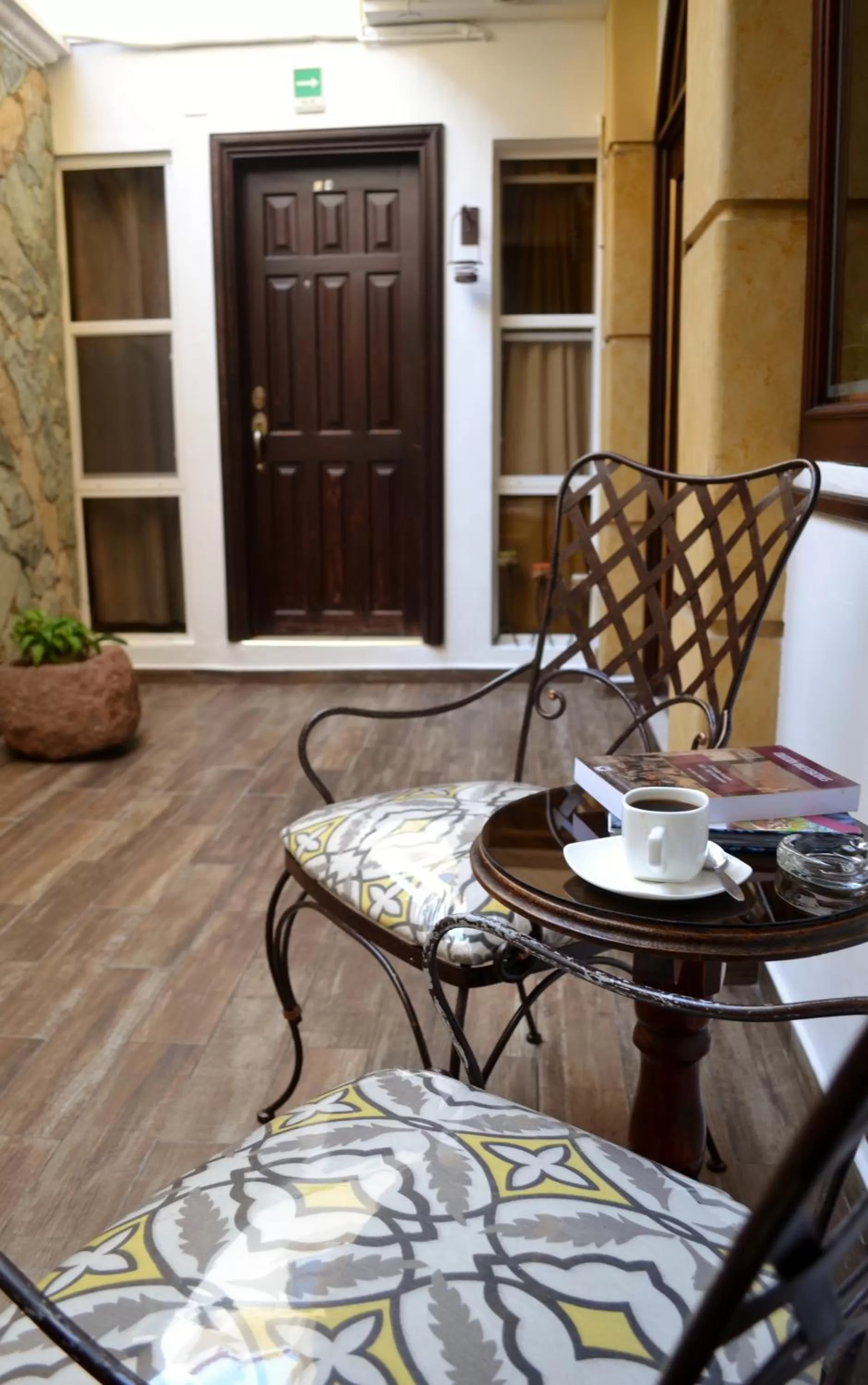 Patio in Hotel Villa Florencia Zona Rosa