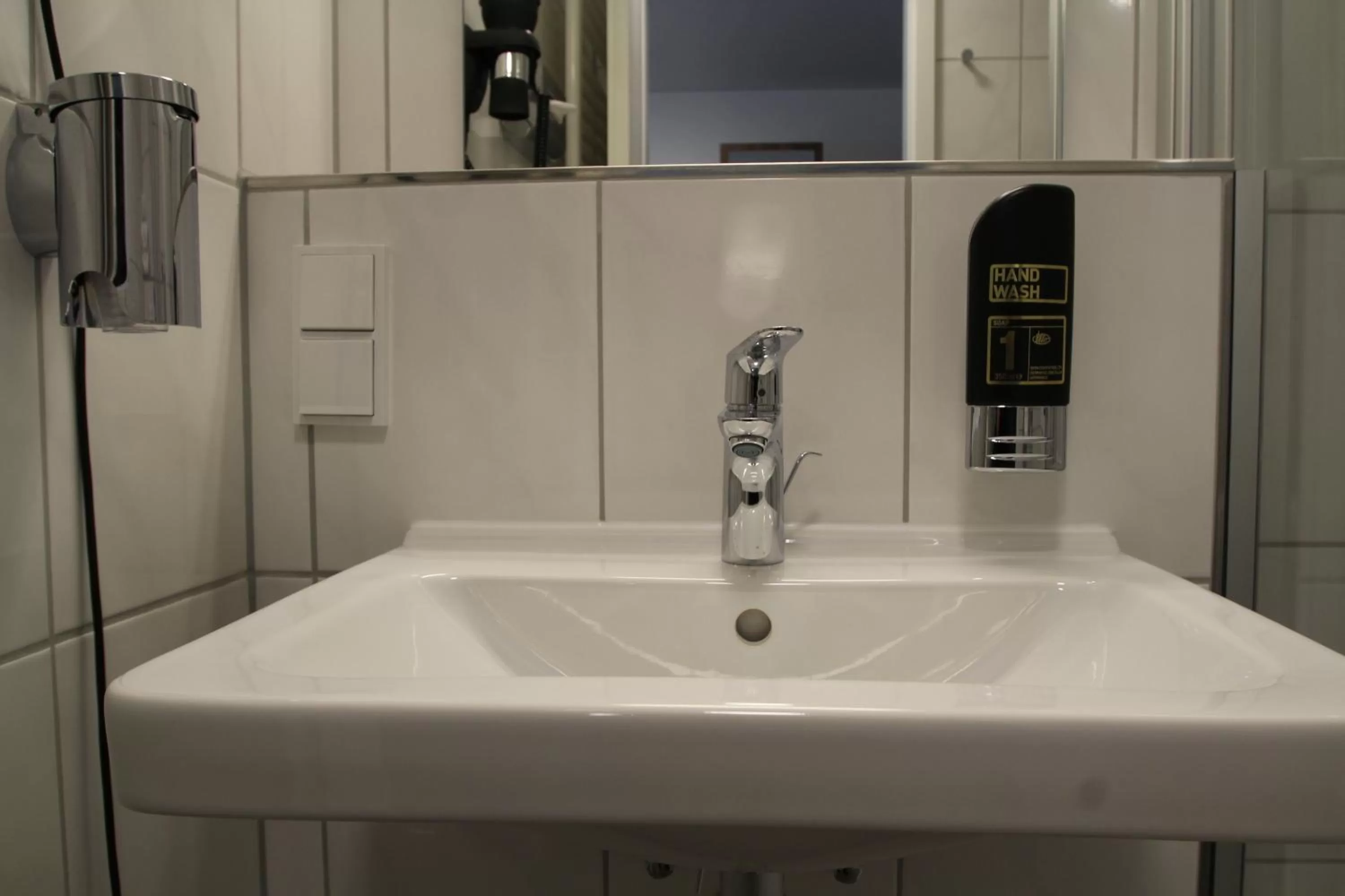 Bathroom in Trip Inn Goethe Conference Hotel