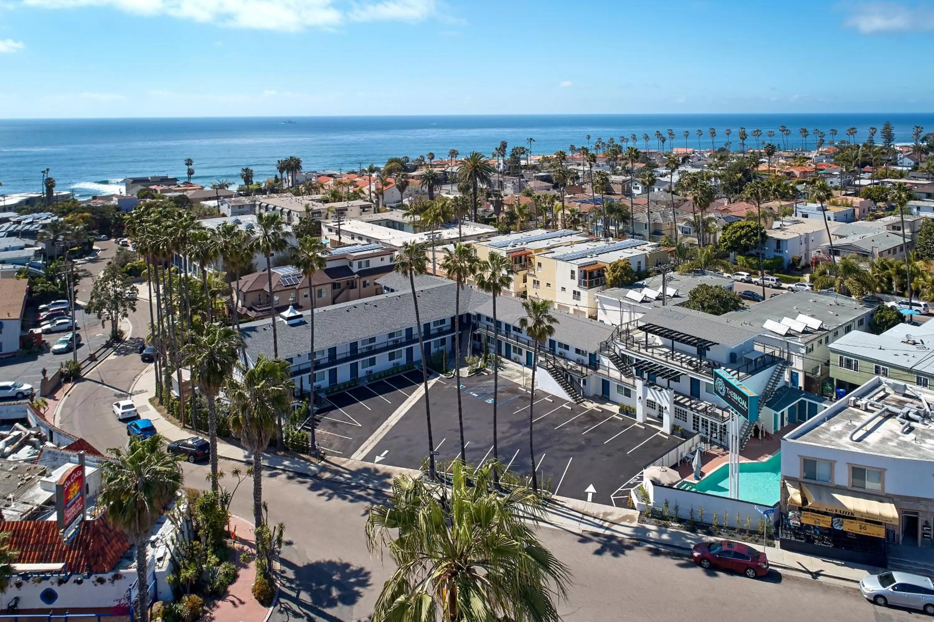 Facade/entrance in The Shoal Hotel La Jolla Beach