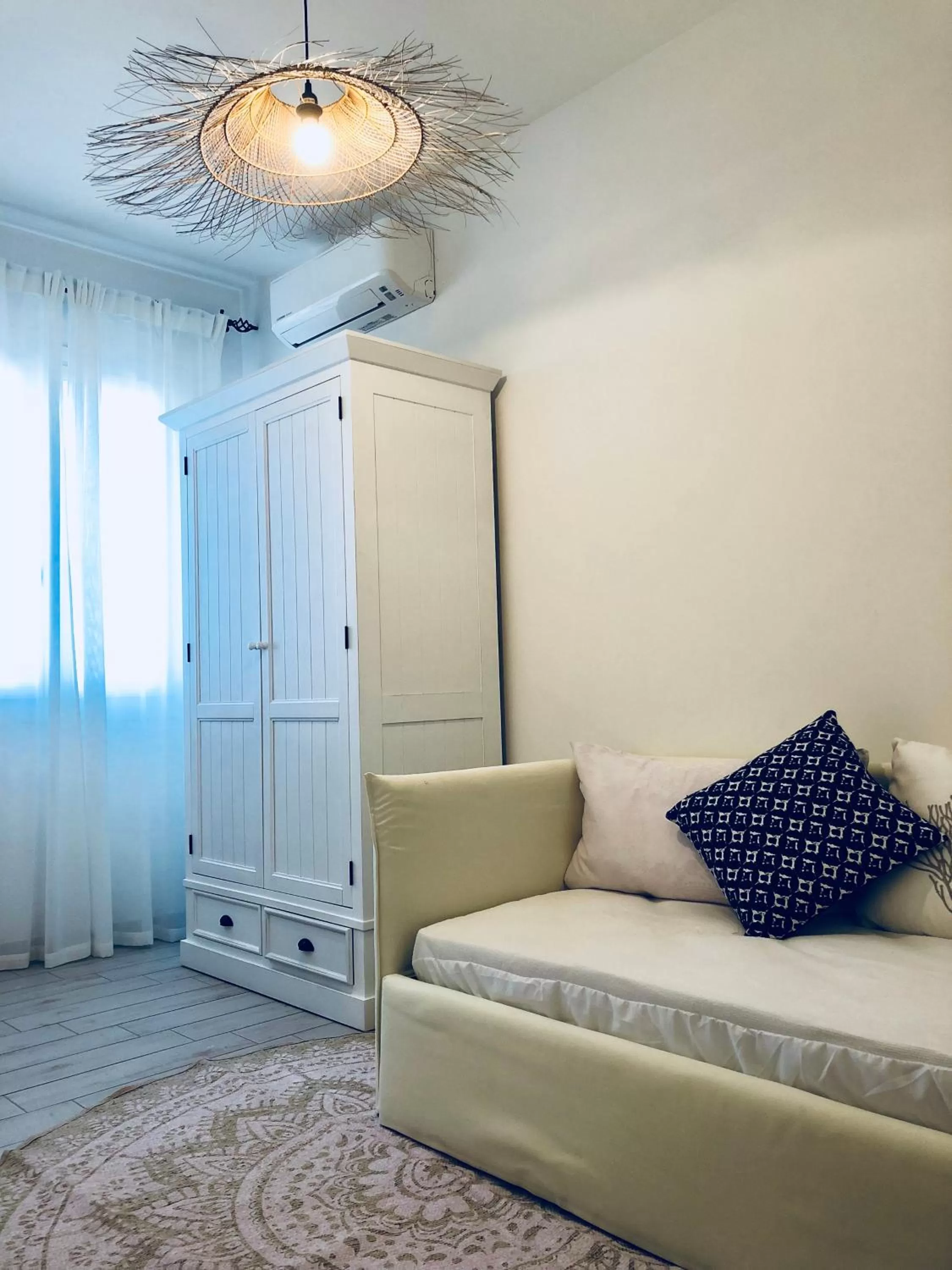 Living room, Bed in Residence Mar Mediterraneo