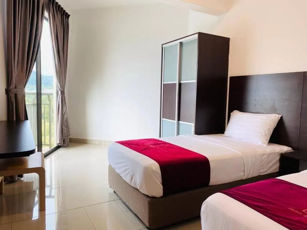 Marina Heights Hotel Residences