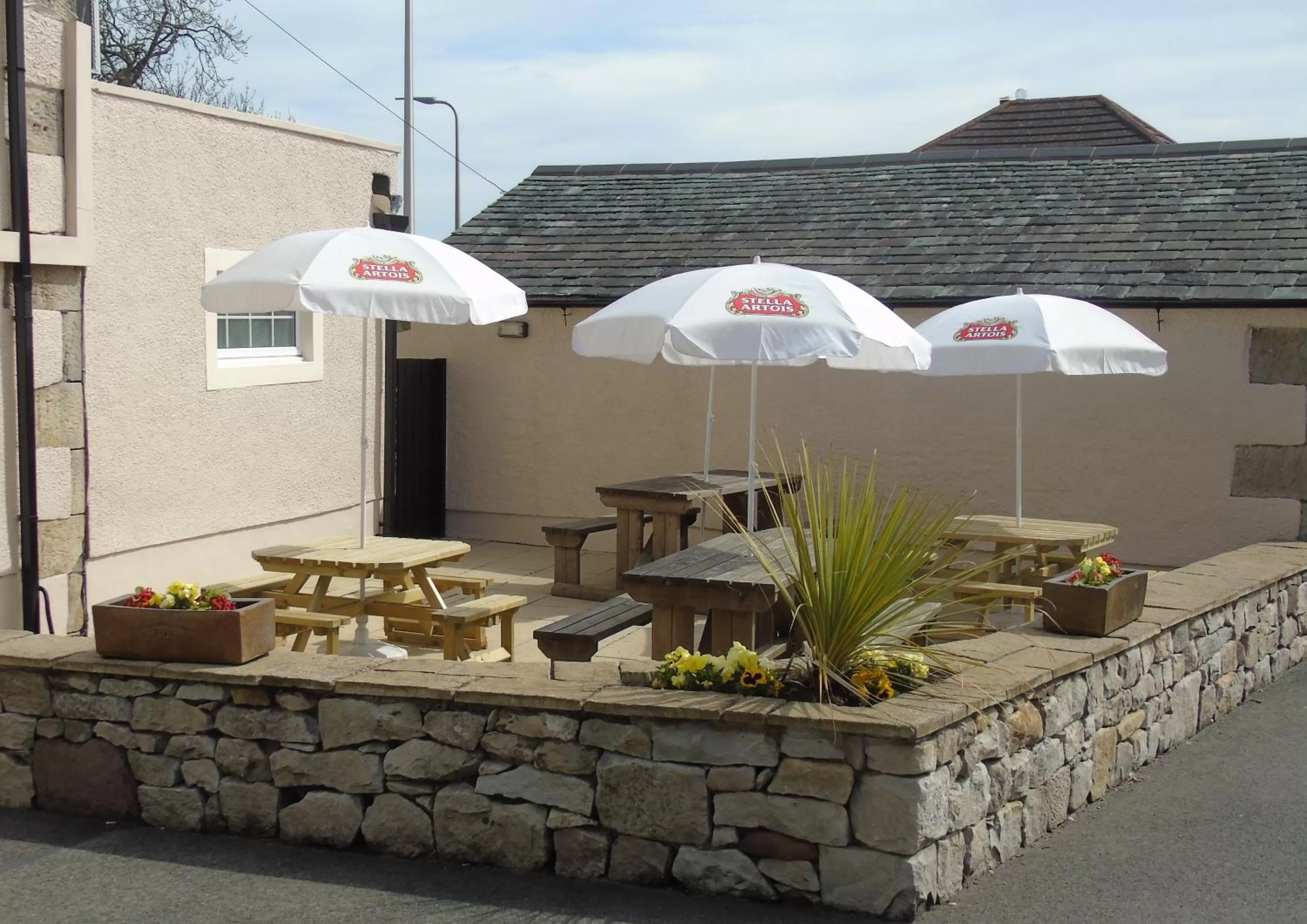 Patio in The Old Ginn House Inn