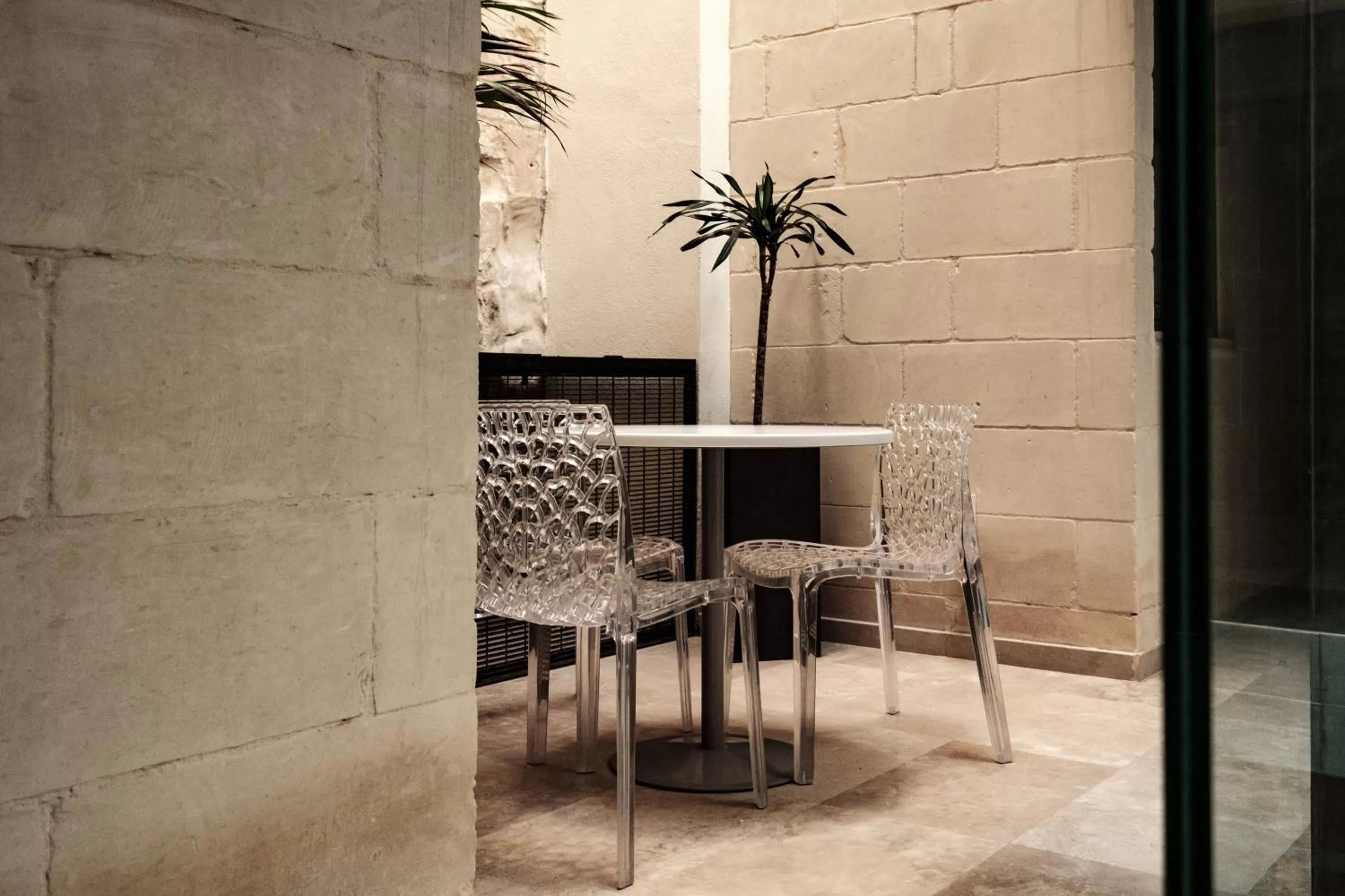 Lobby or reception in 19 ROOMS