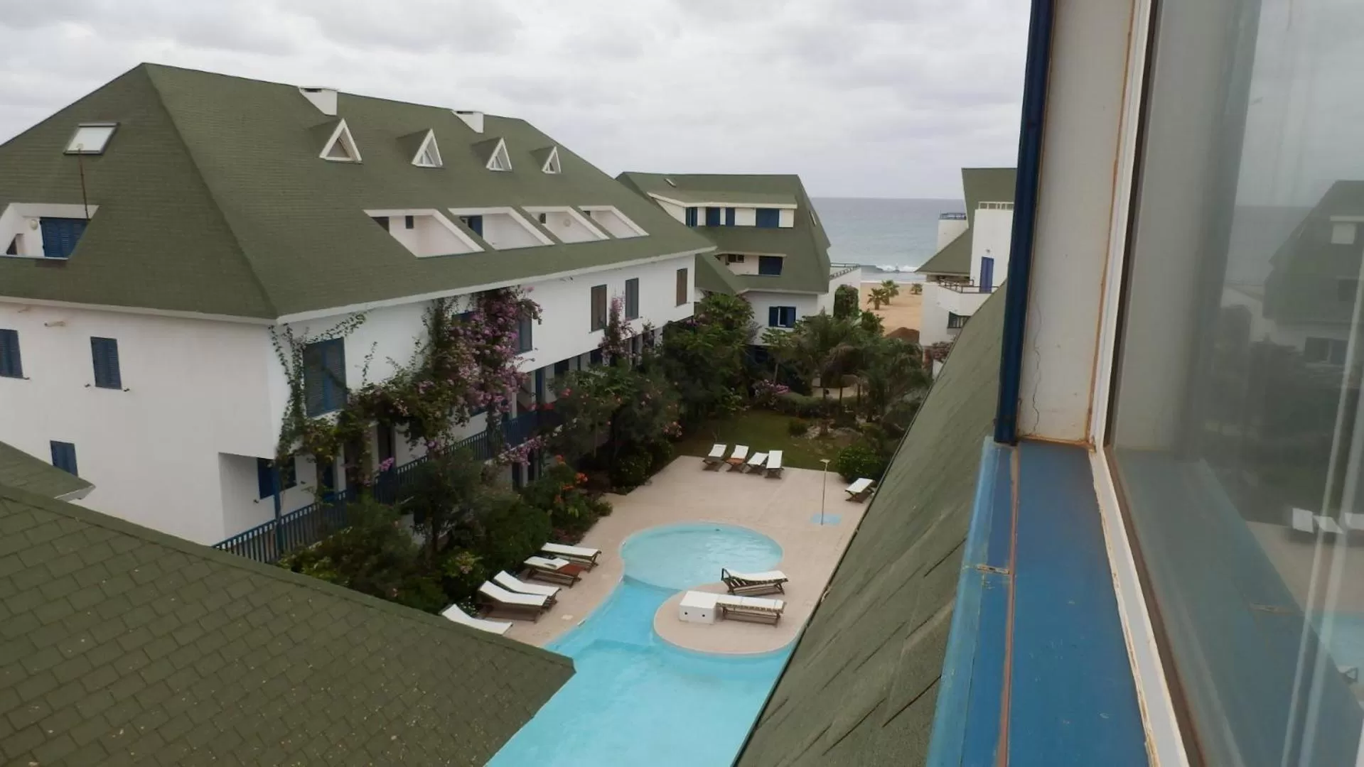 Day, Pool View in Leme Bedje Residence