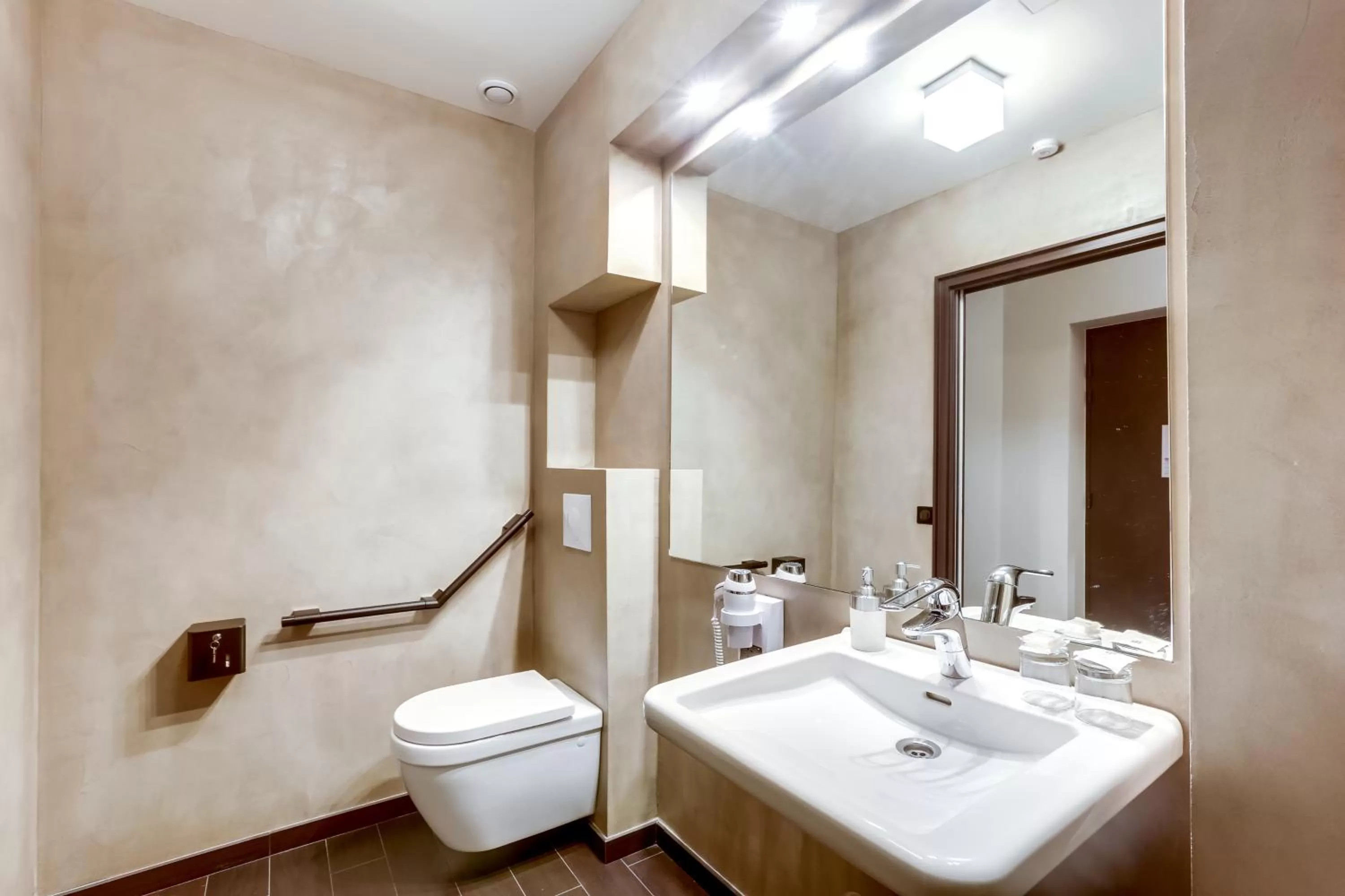 Hotel Opera Maintenon