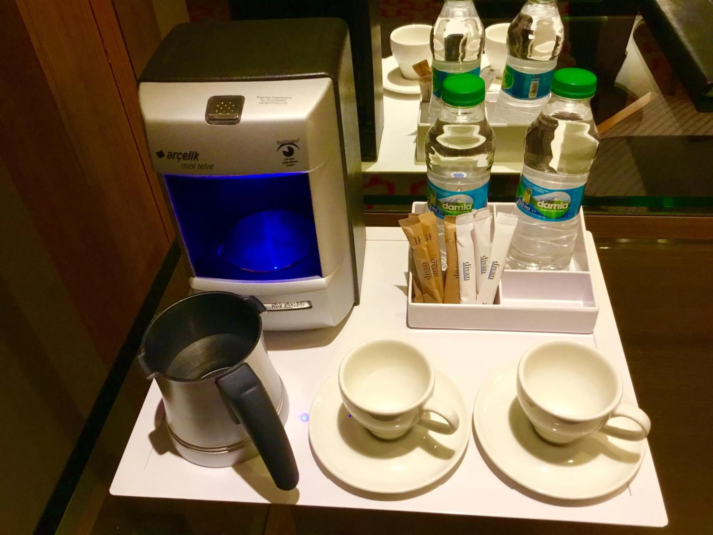 Coffee/tea facilities in Divan Bursa