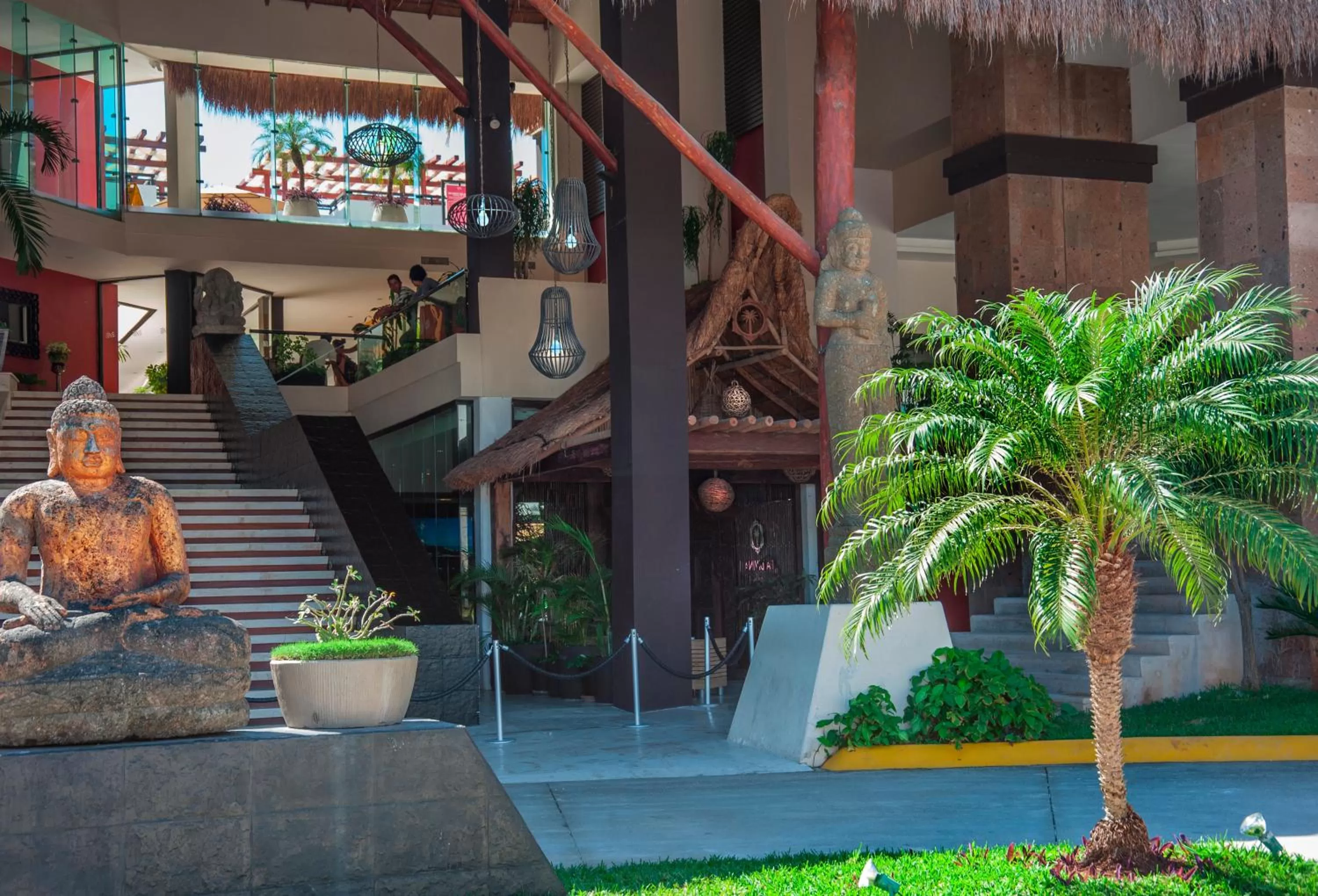 Decorative detail in La Divina by Aldea Thai