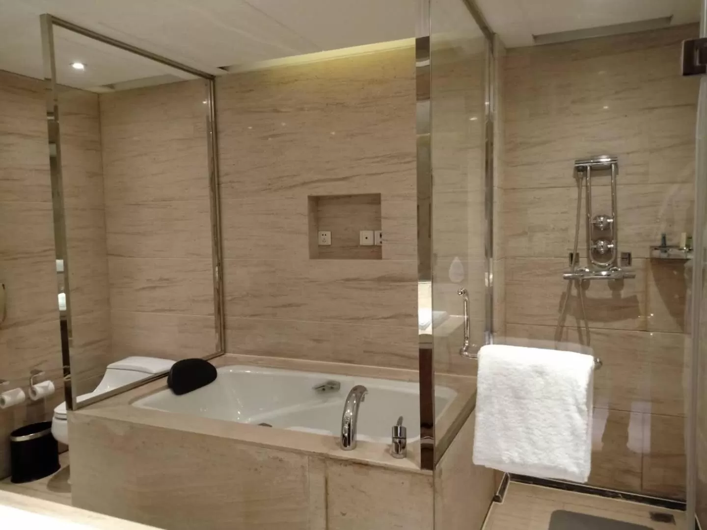 Bathroom in Marco Polo Parkside, Beijing