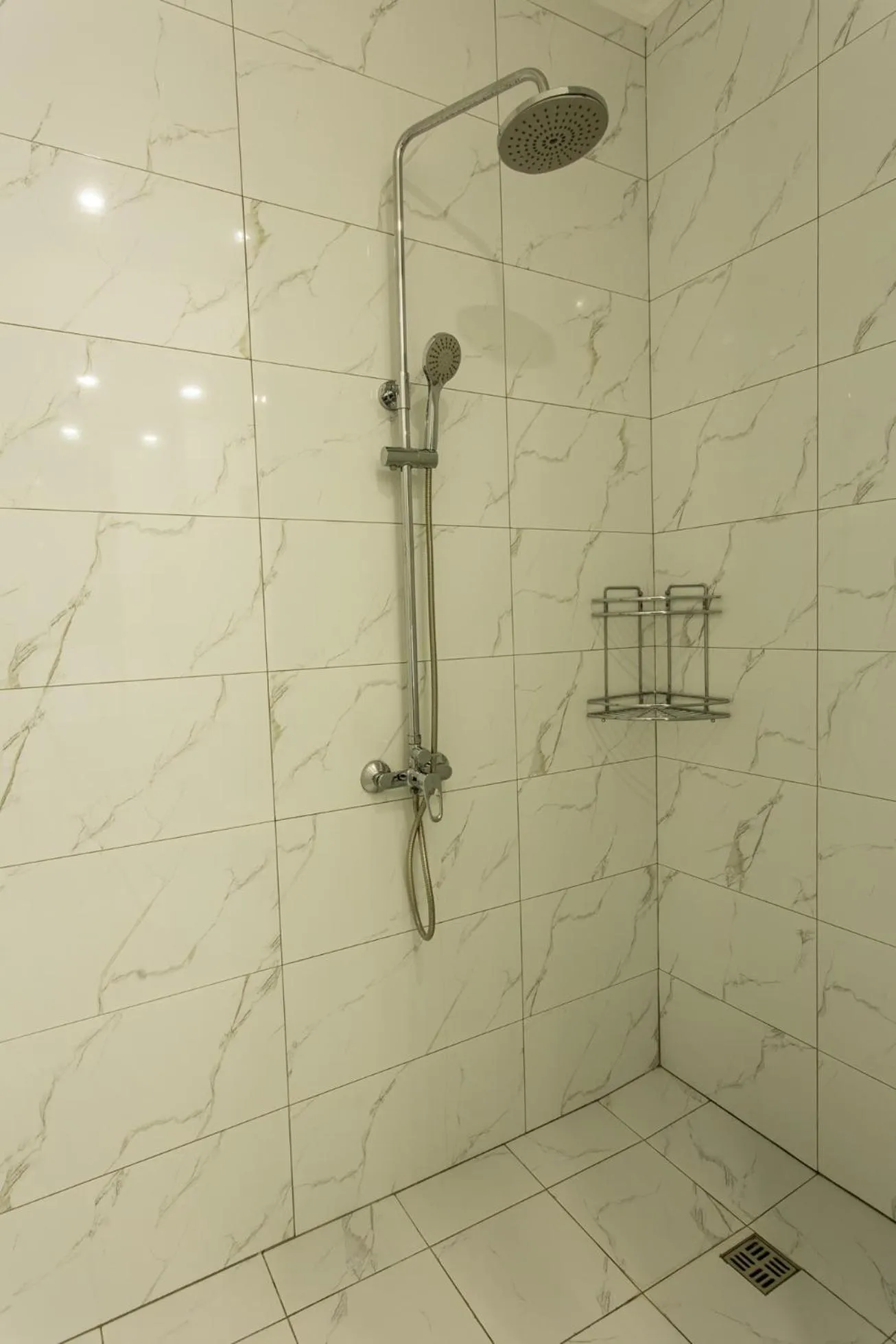 Shower in Ambassador