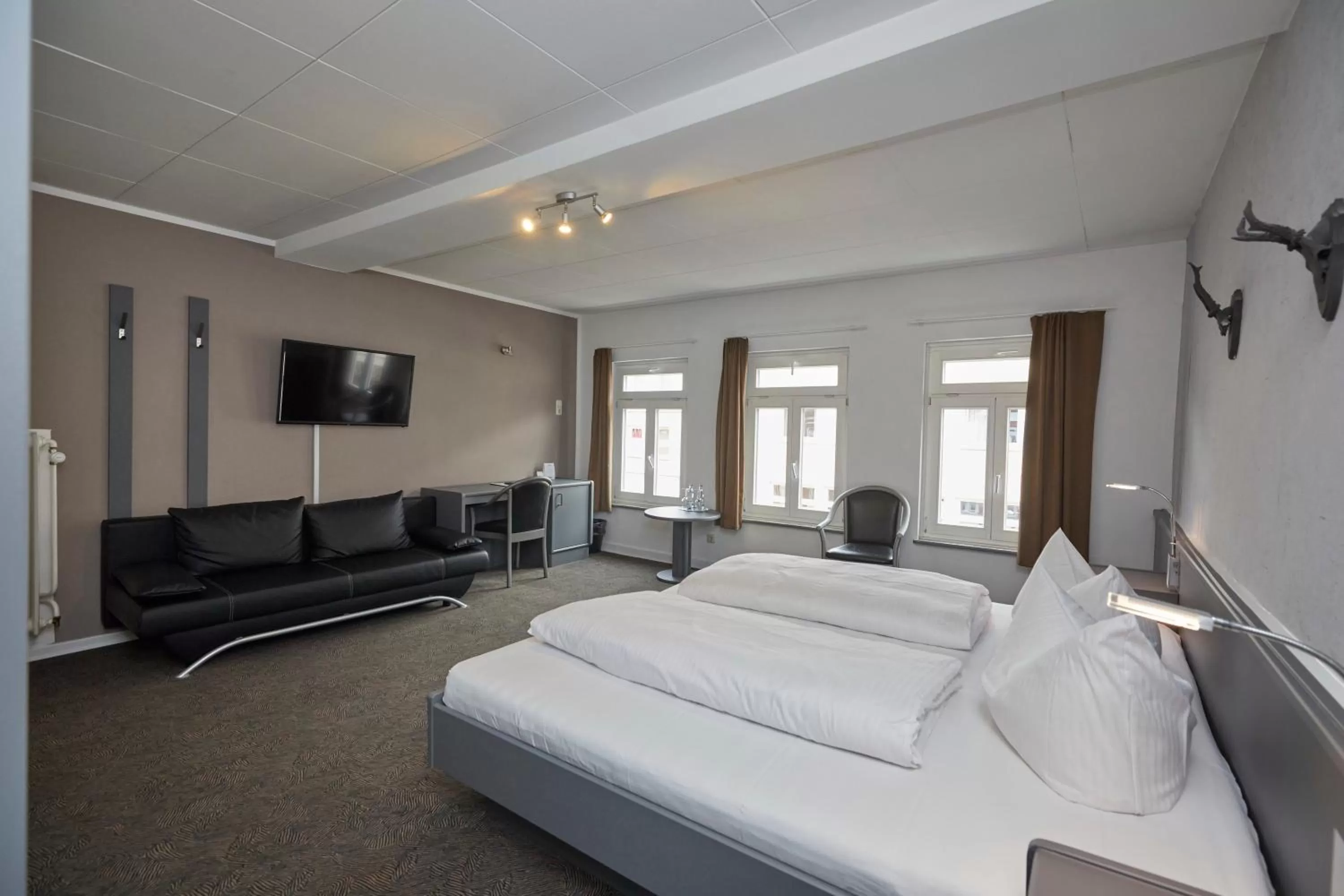 Photo of the whole room, Bed in Hotel Schlemmer