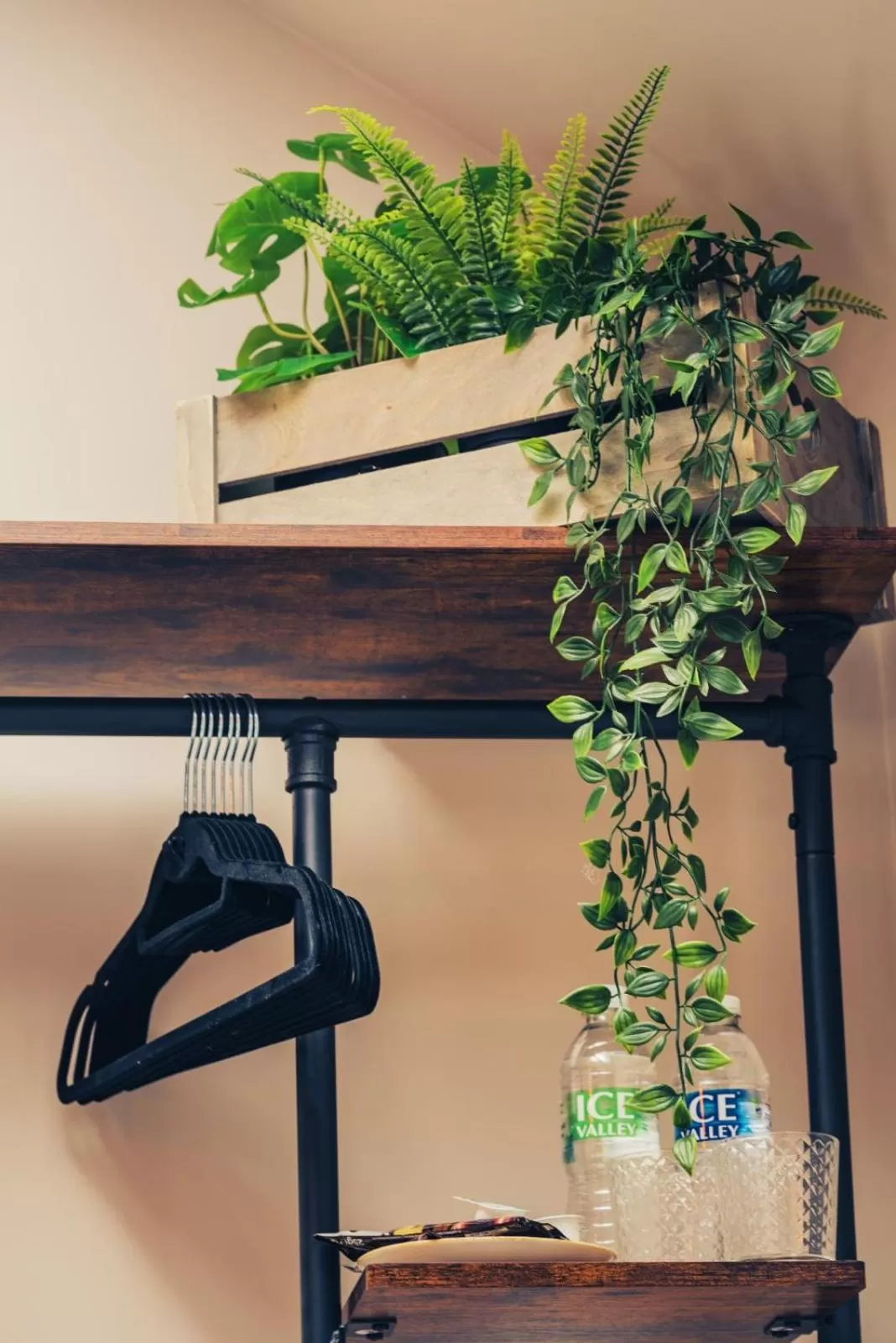 wardrobe in Reubens Congleton