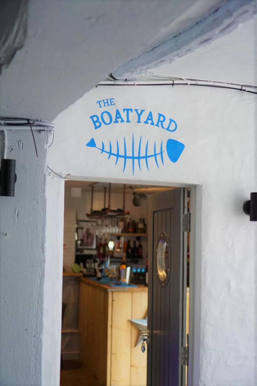 Restaurant/places to eat in Molesworth Arms