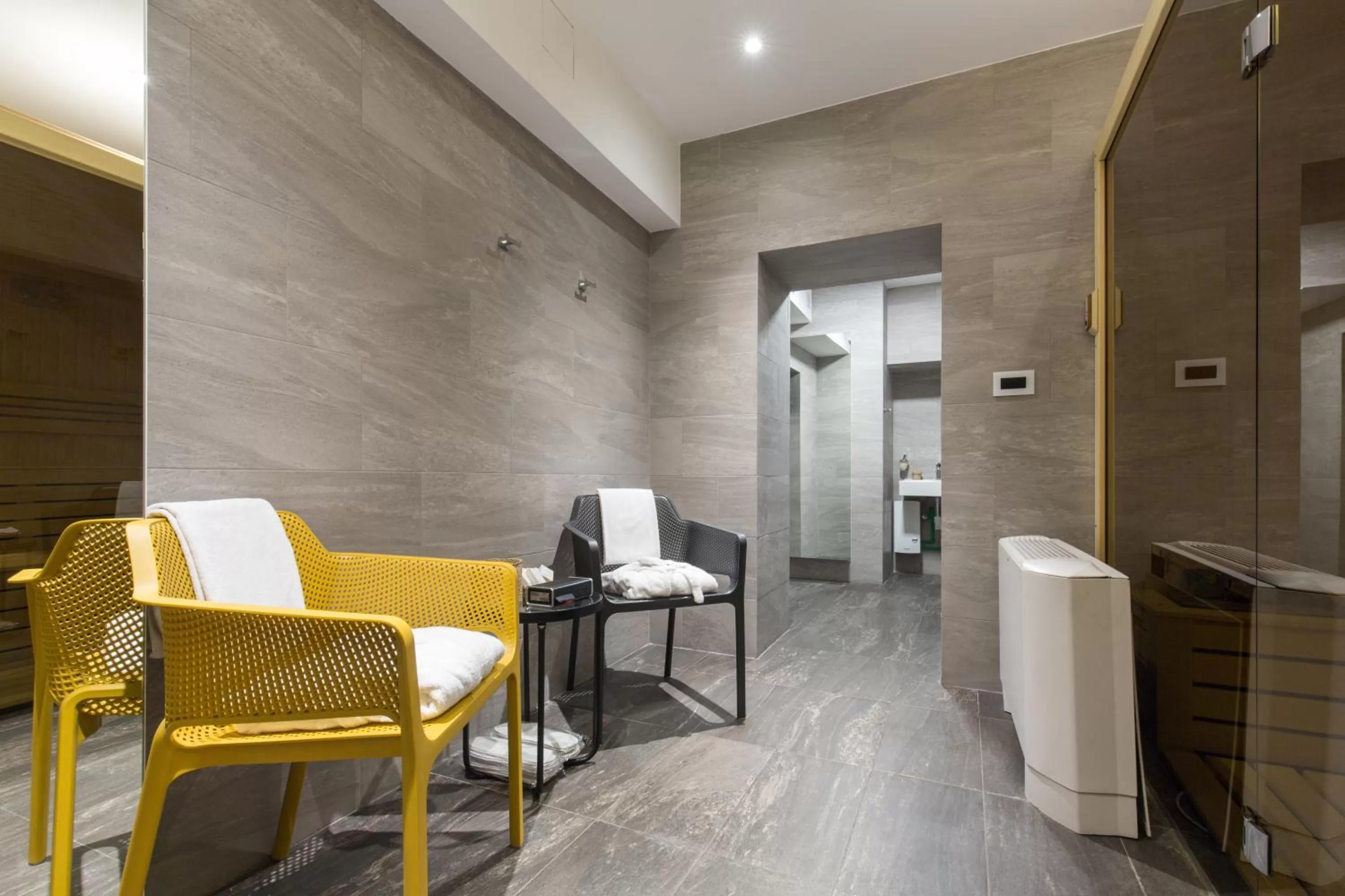 Spa and wellness centre/facilities in Public House Hotel