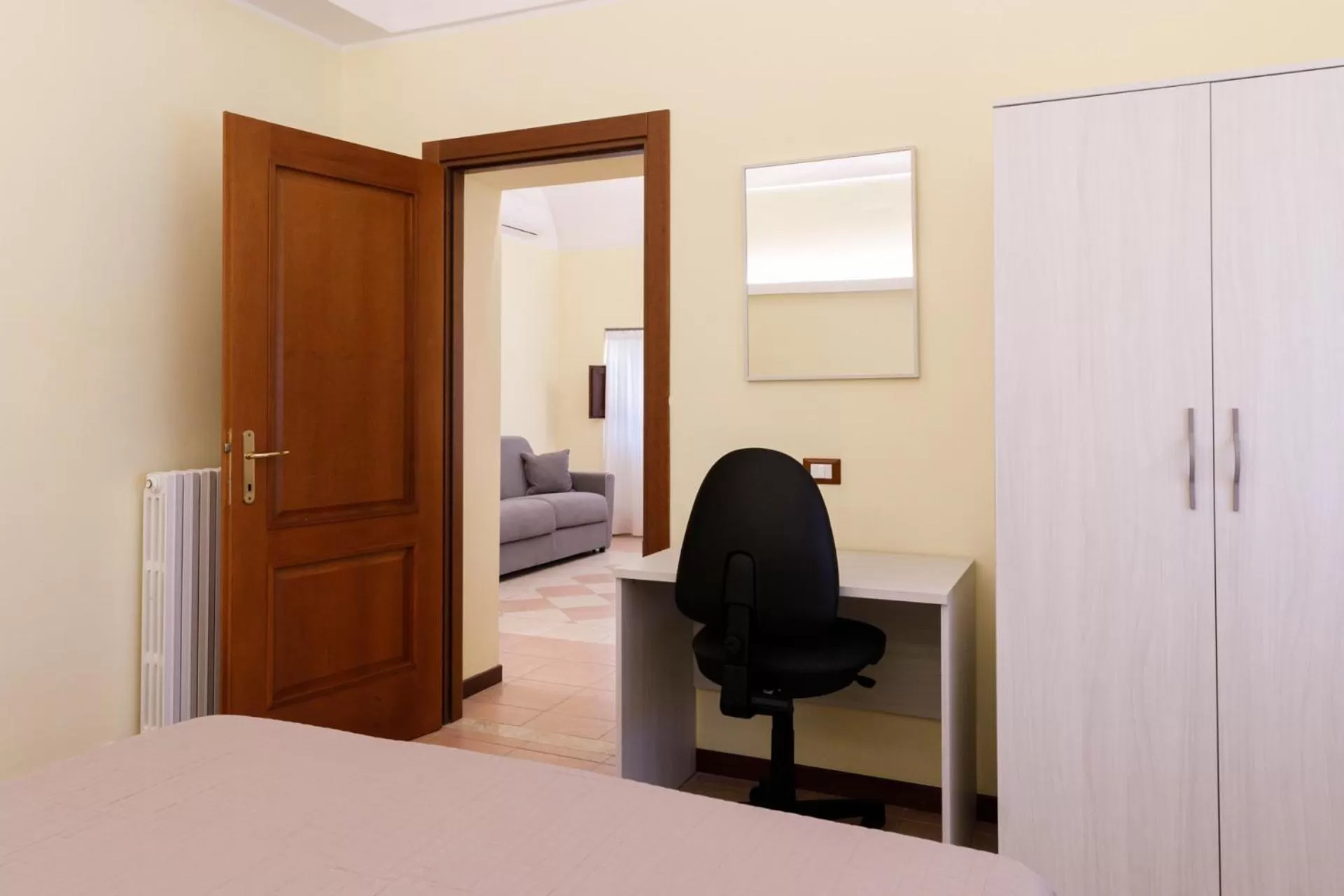 TV/Entertainment Center in B&B Lanciano