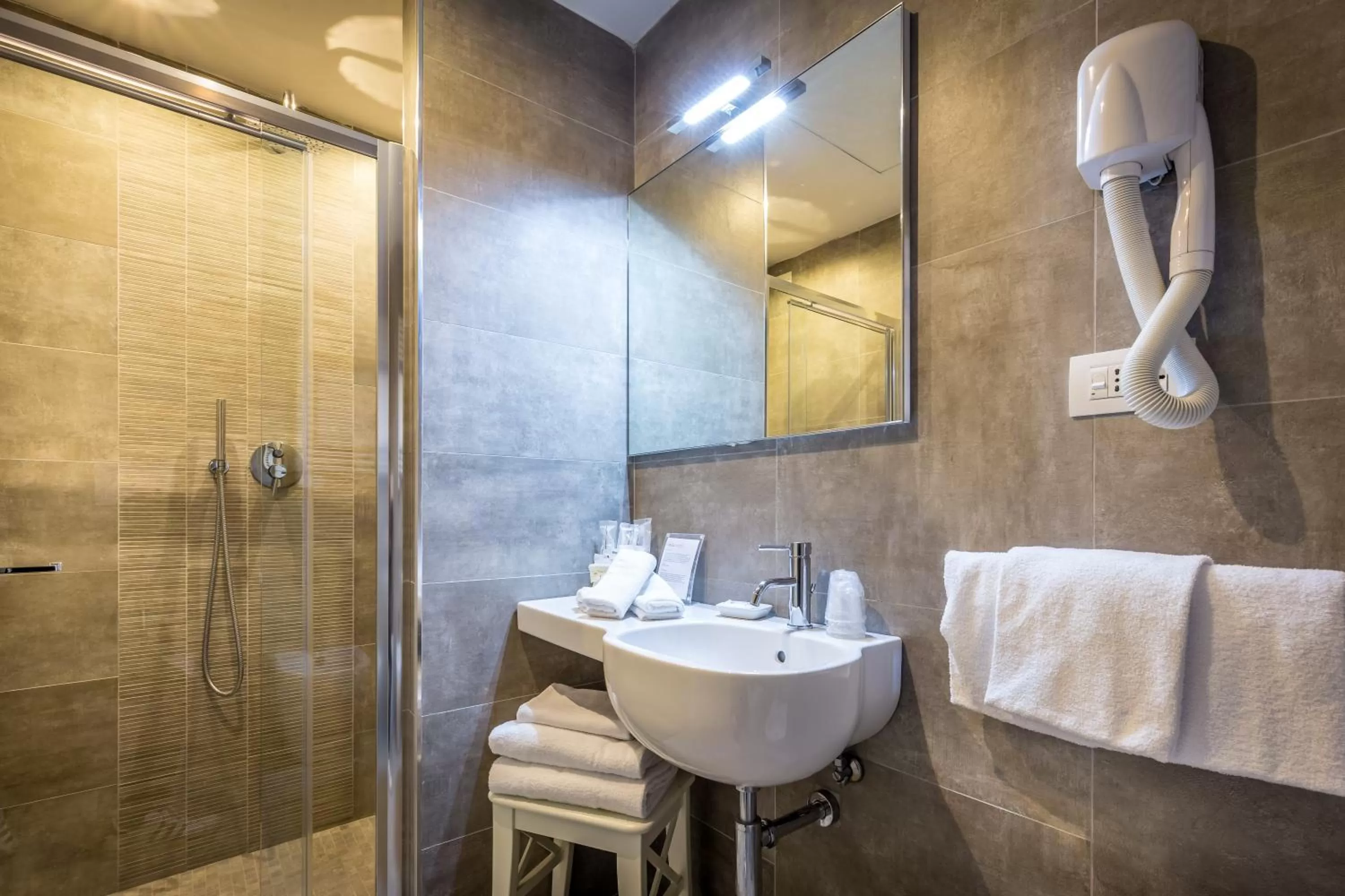 Bathroom in Hotel La Scaletta al Ponte Vecchio