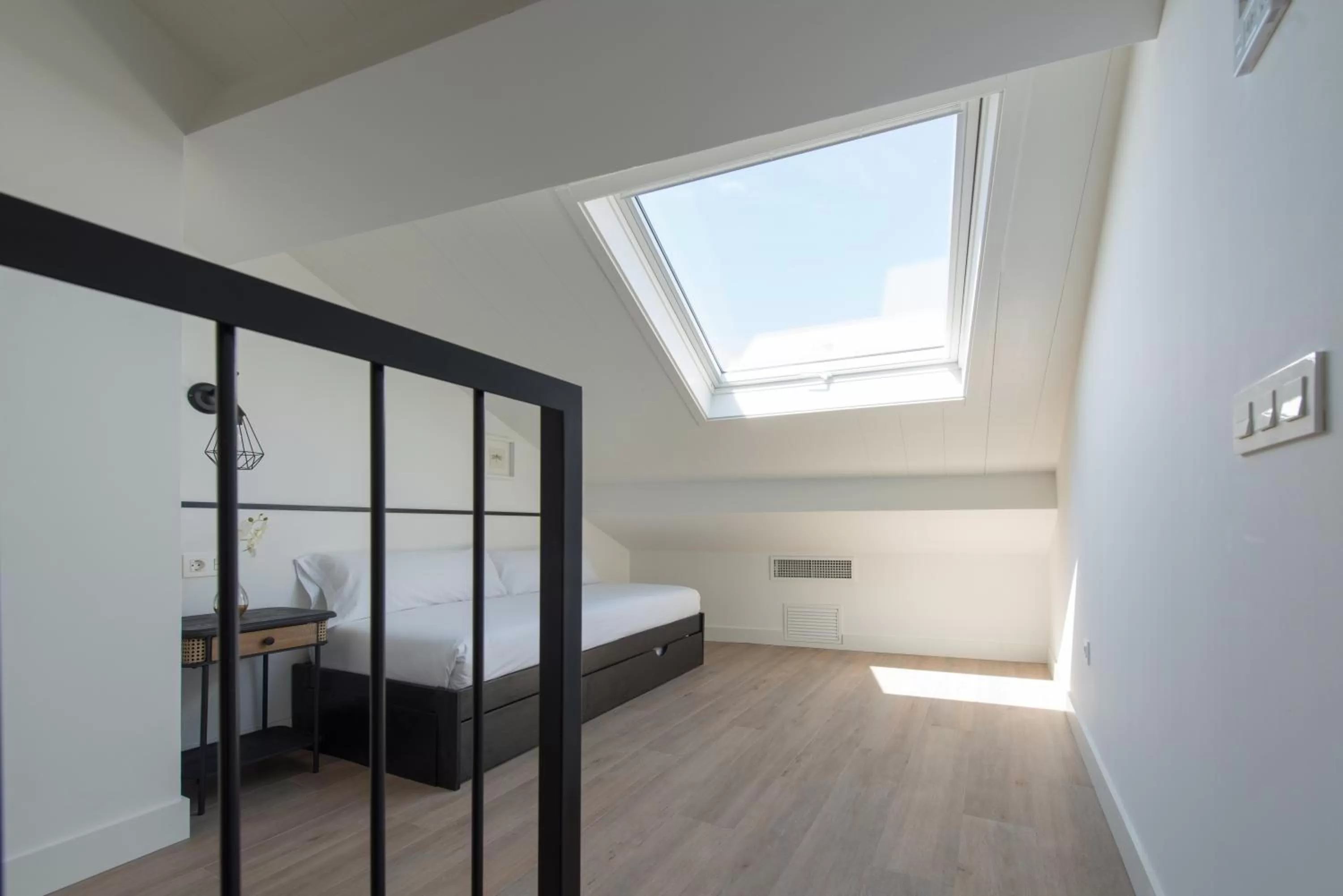 Bedroom, Bed in Santa Catalina Suites Gijón