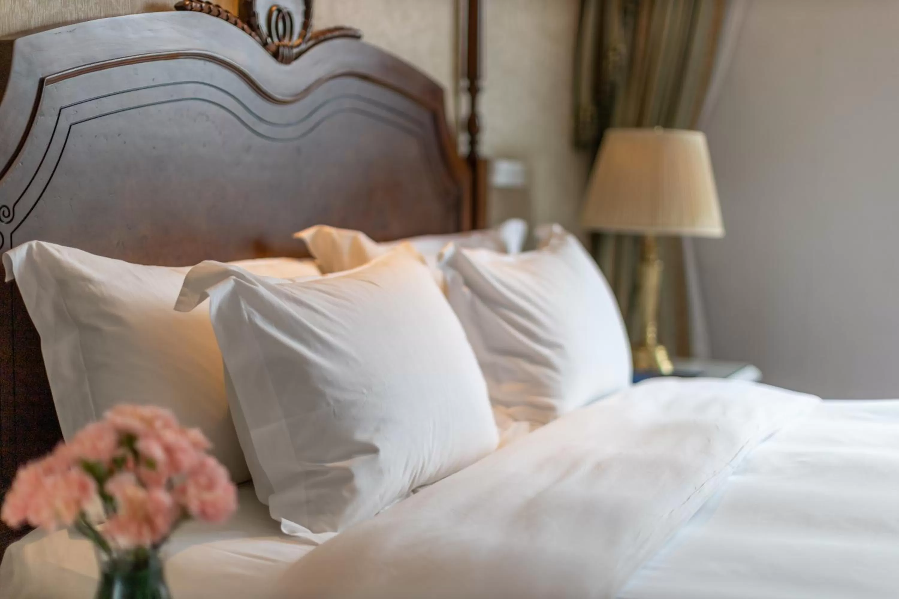 Bed in The Lapis Hotel