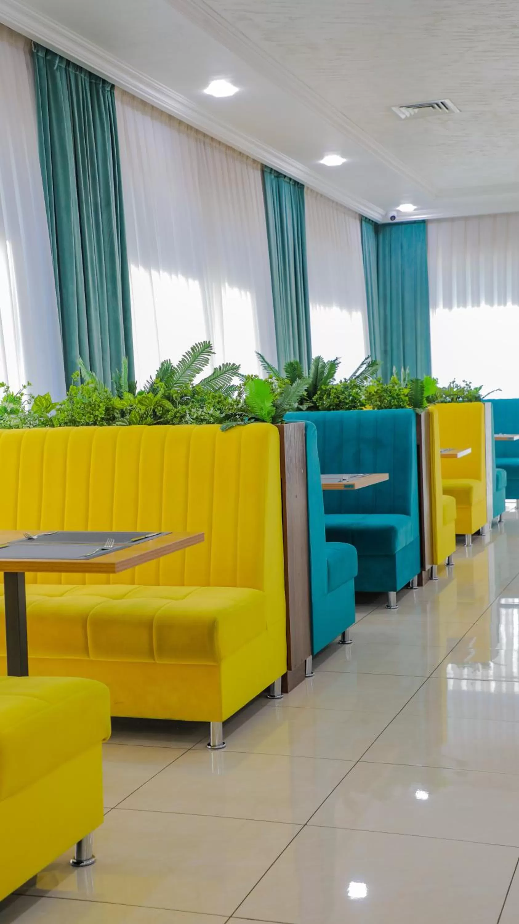 Restaurant/places to eat in Porto Bello Hotel