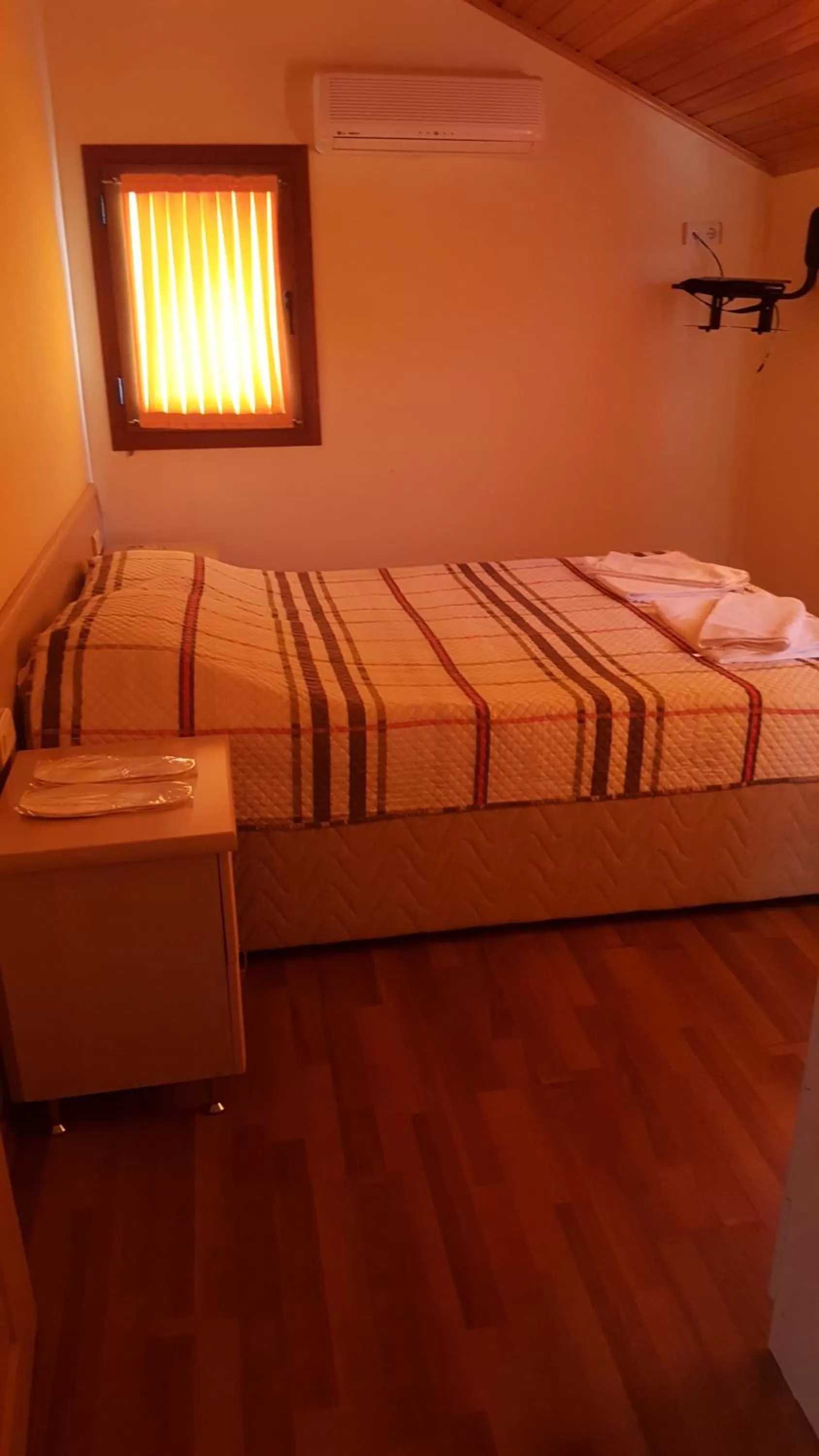 Bed in Sunset Apart Otel