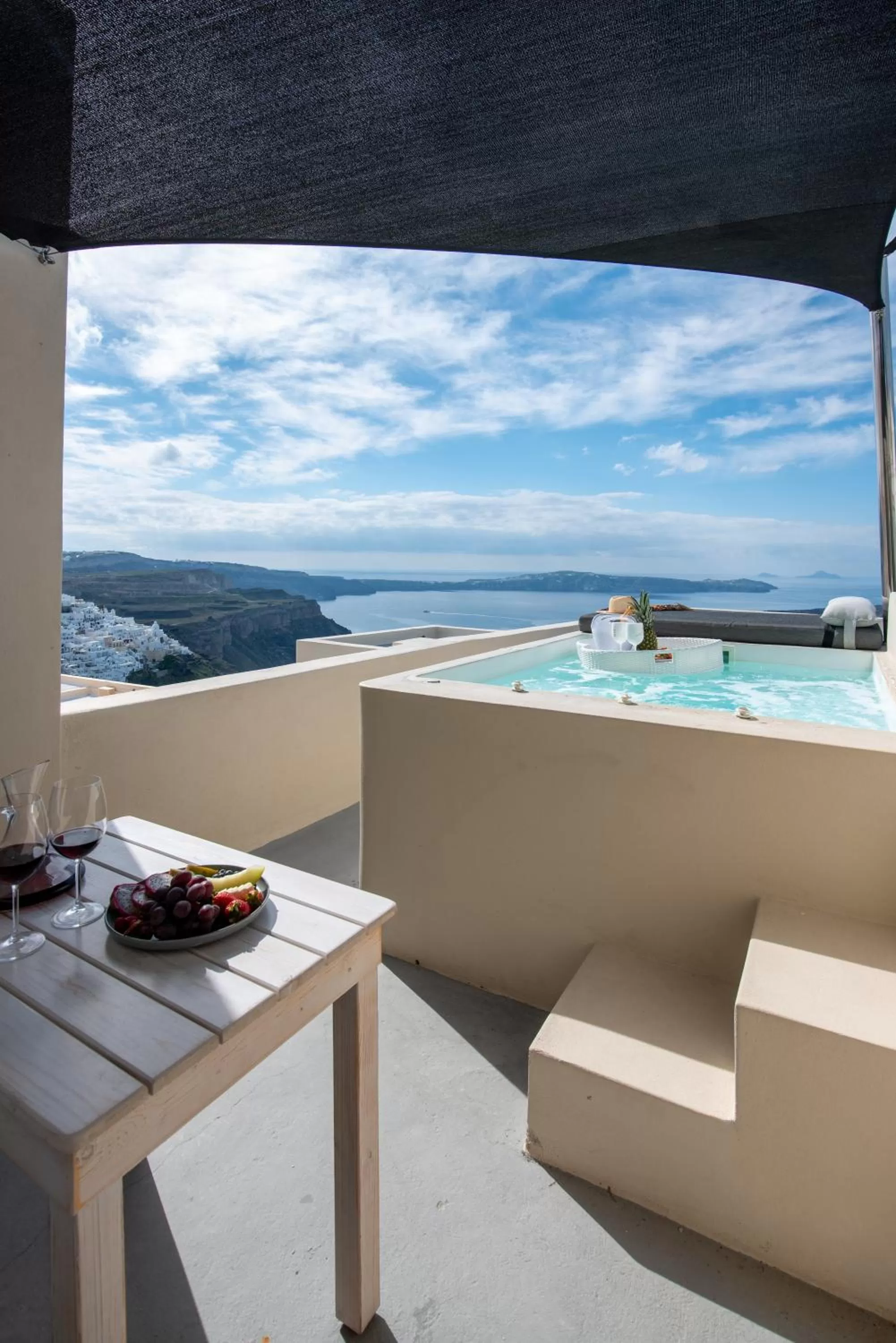 Caldera Cliff Illusion