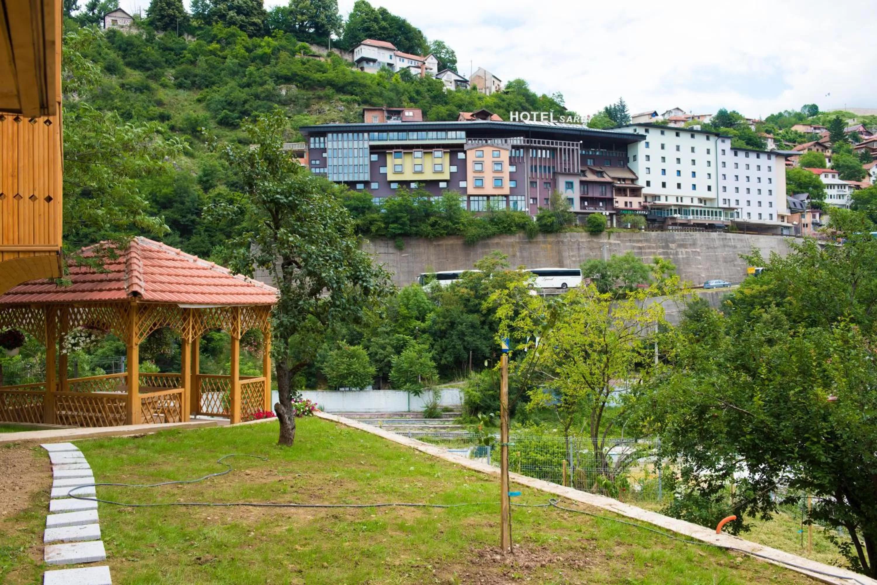 Garden in Leader apartment