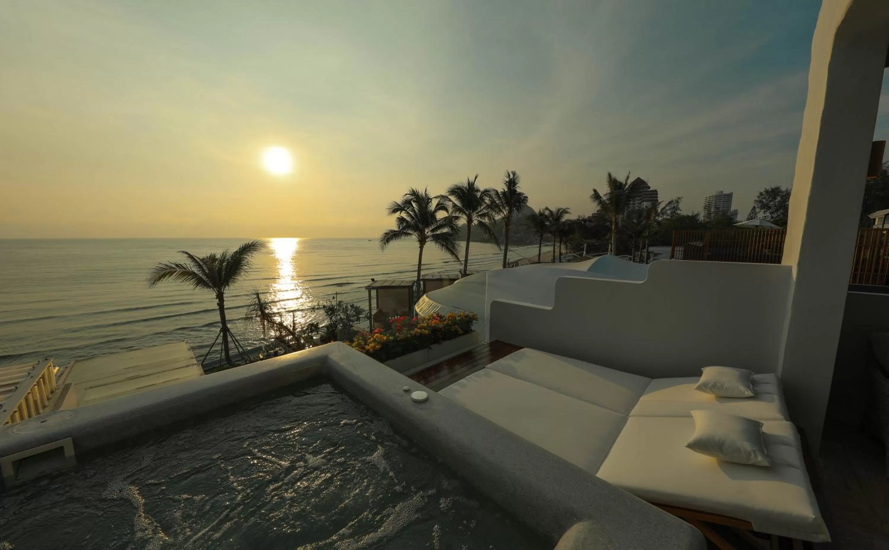 Kundala Beach Resort Hua Hin