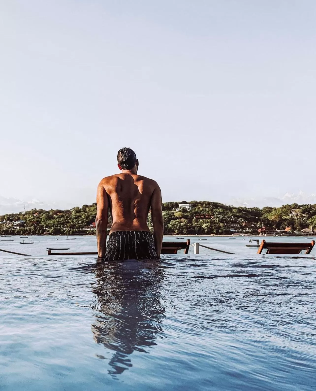 Day in Aurora Beach View