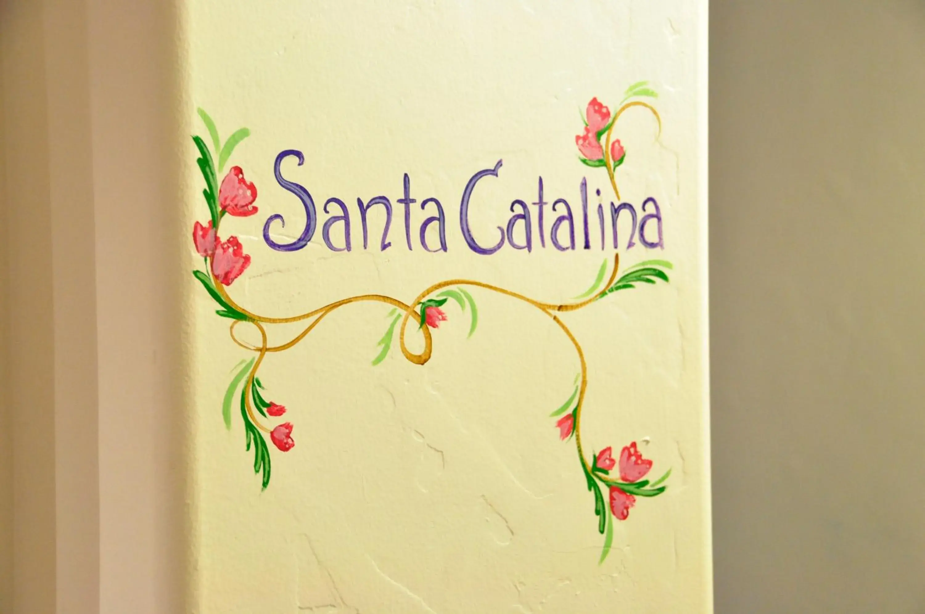 Deluxe King Studio Suite in The Eagle Inn Deluxe King Studio Suite in The Eagle Inn