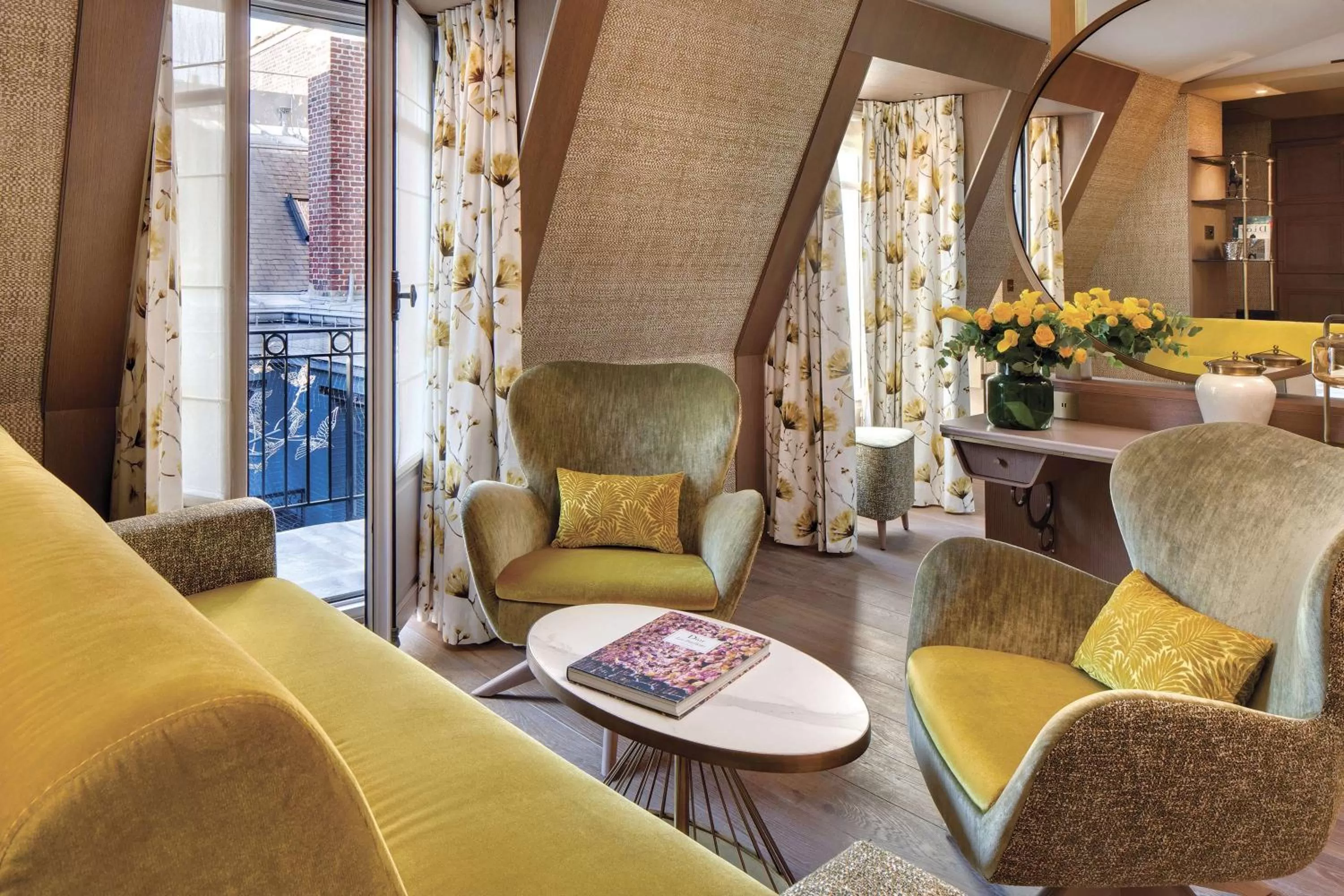 Photo of the whole room in La Demeure Montaigne