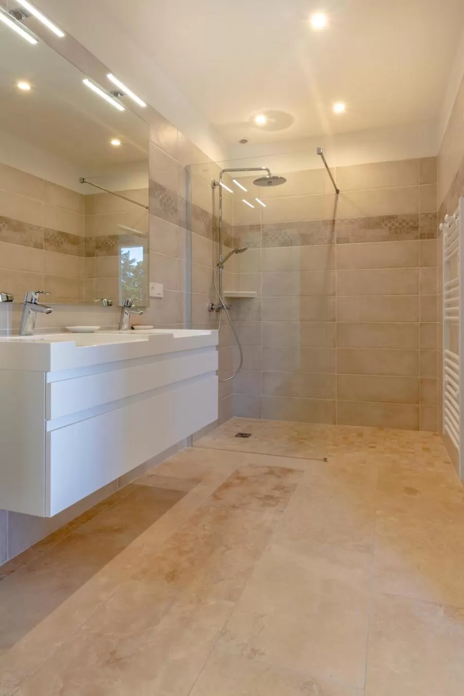 Bathroom in Mas des Tourterelles