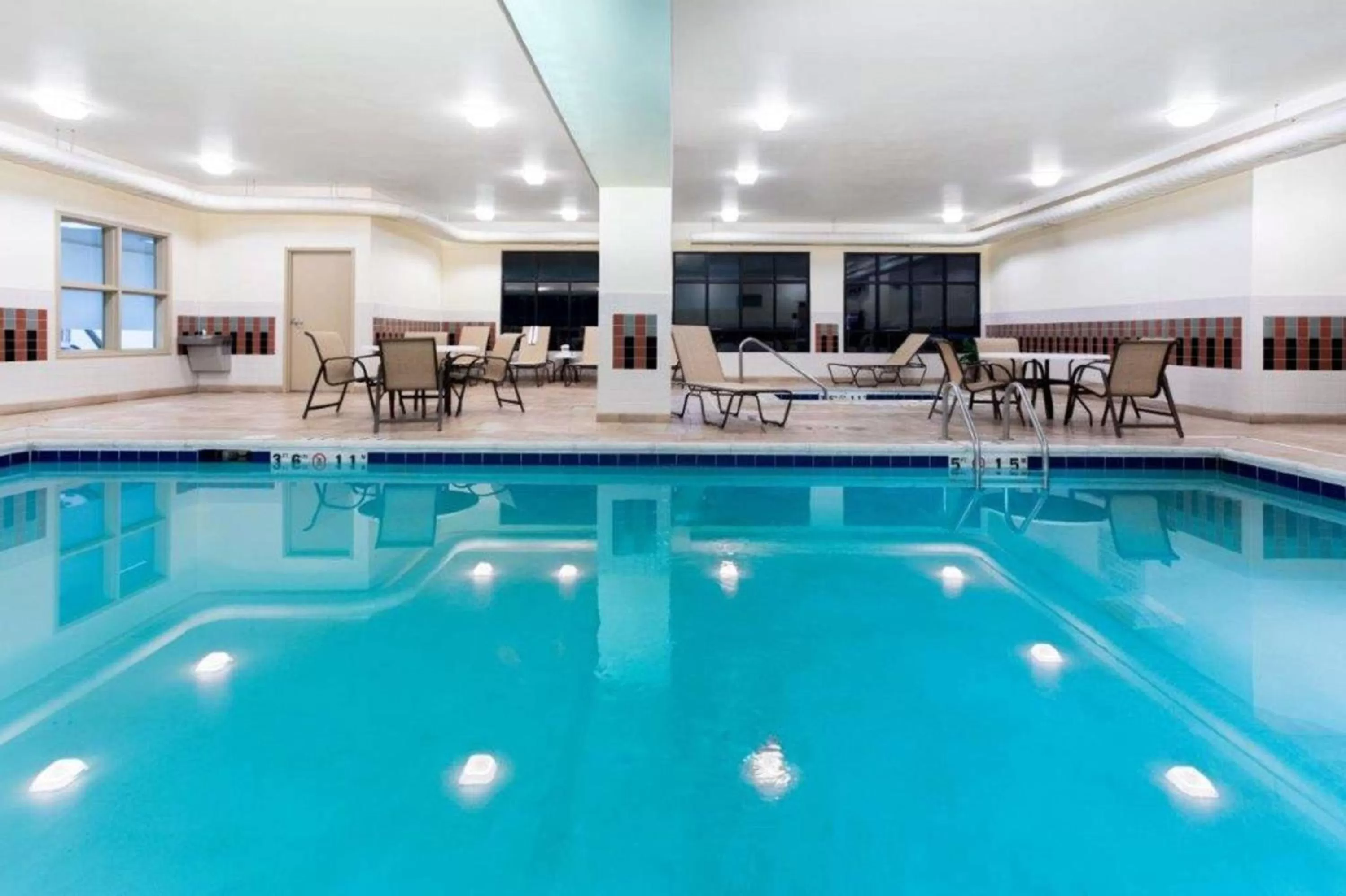 Pool view in Hampton Inn Rock Springs