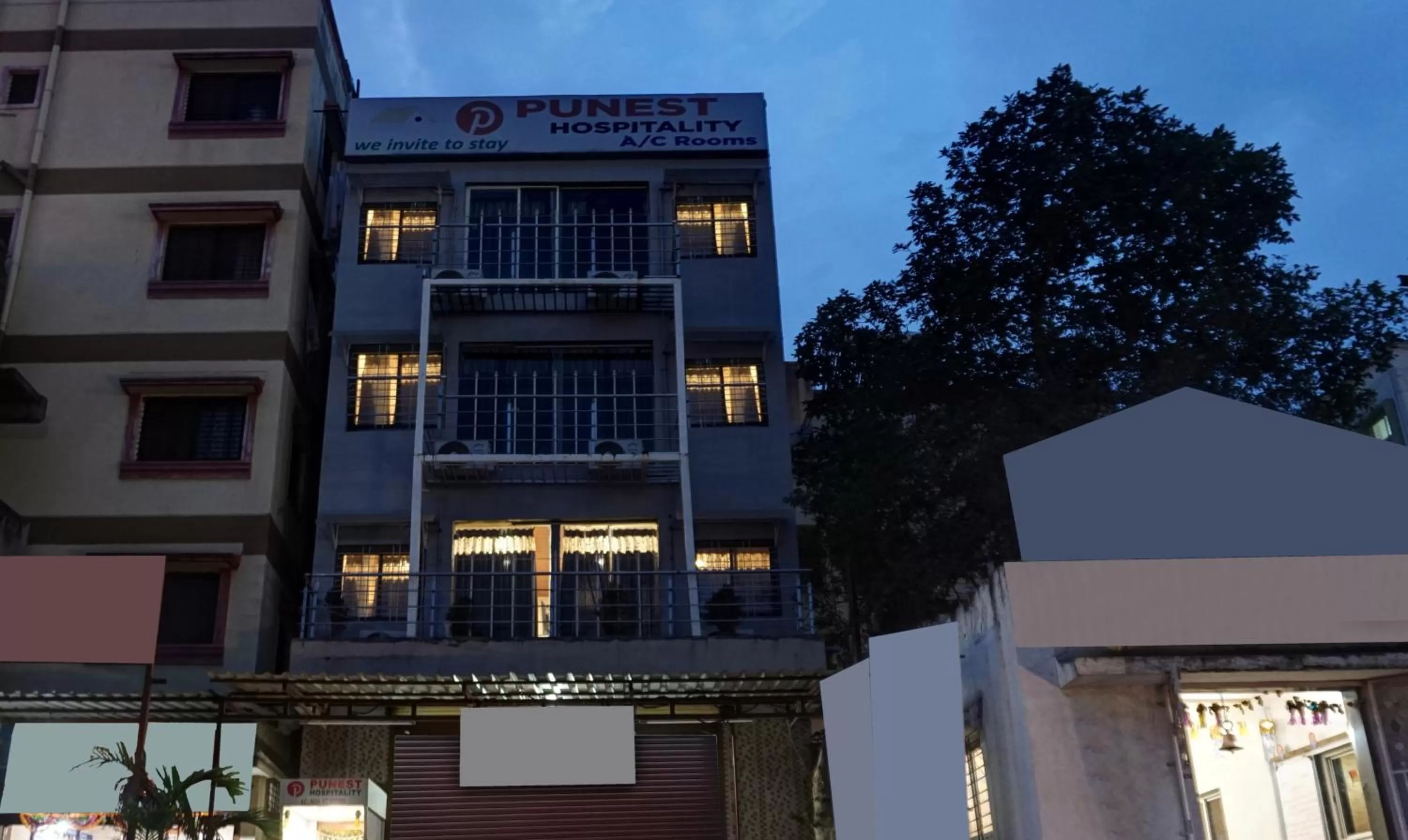 Facade/entrance, Property Building in Itsy By Treebo - Punest