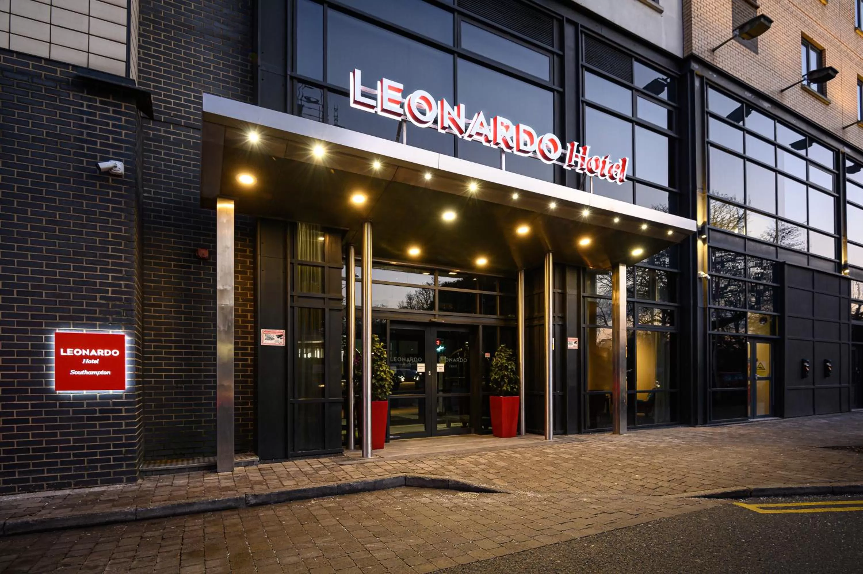 Property building in Leonardo Hotel Southampton