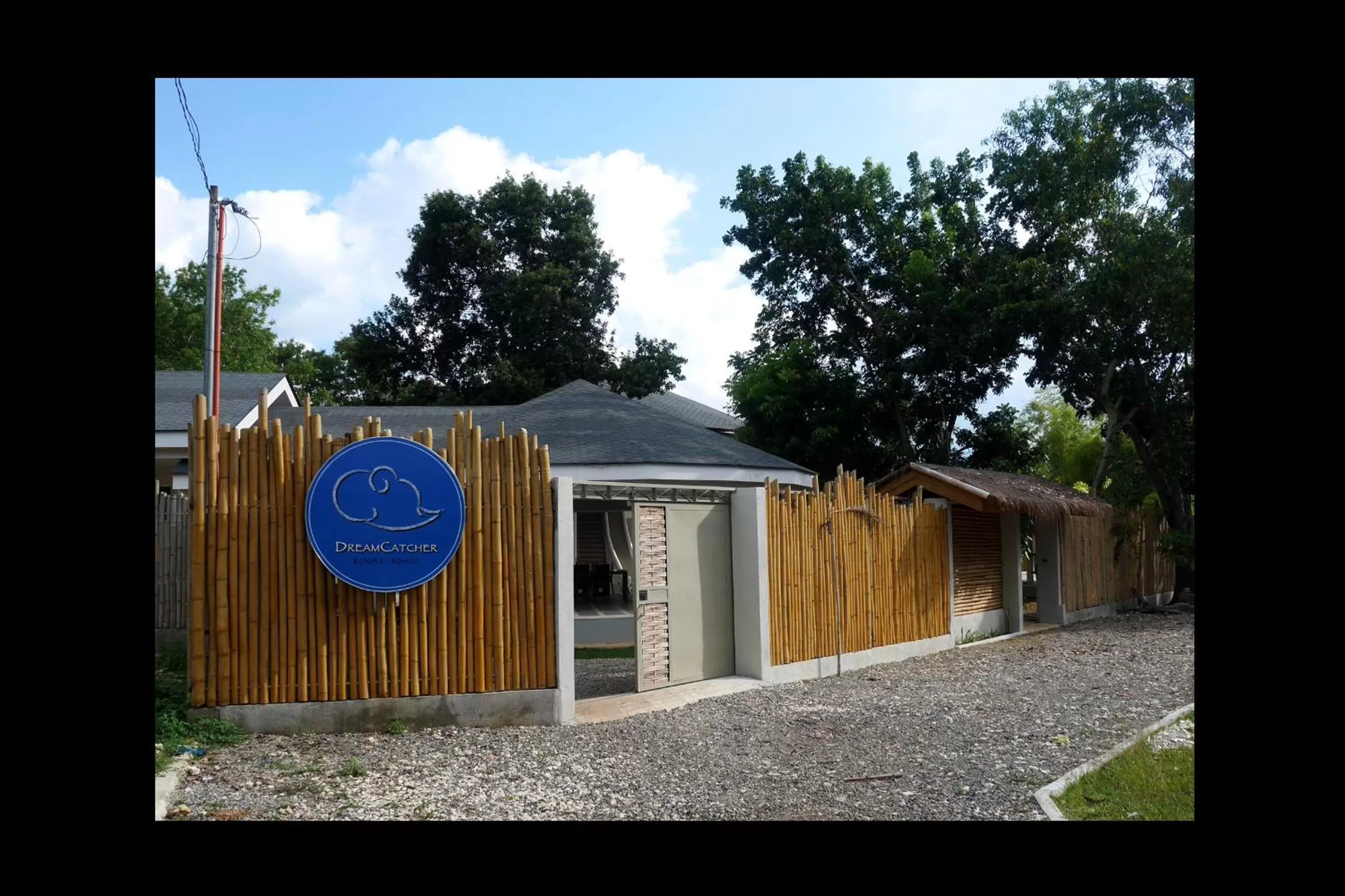 Facade/entrance in Bohol Dreamcatcher Resort