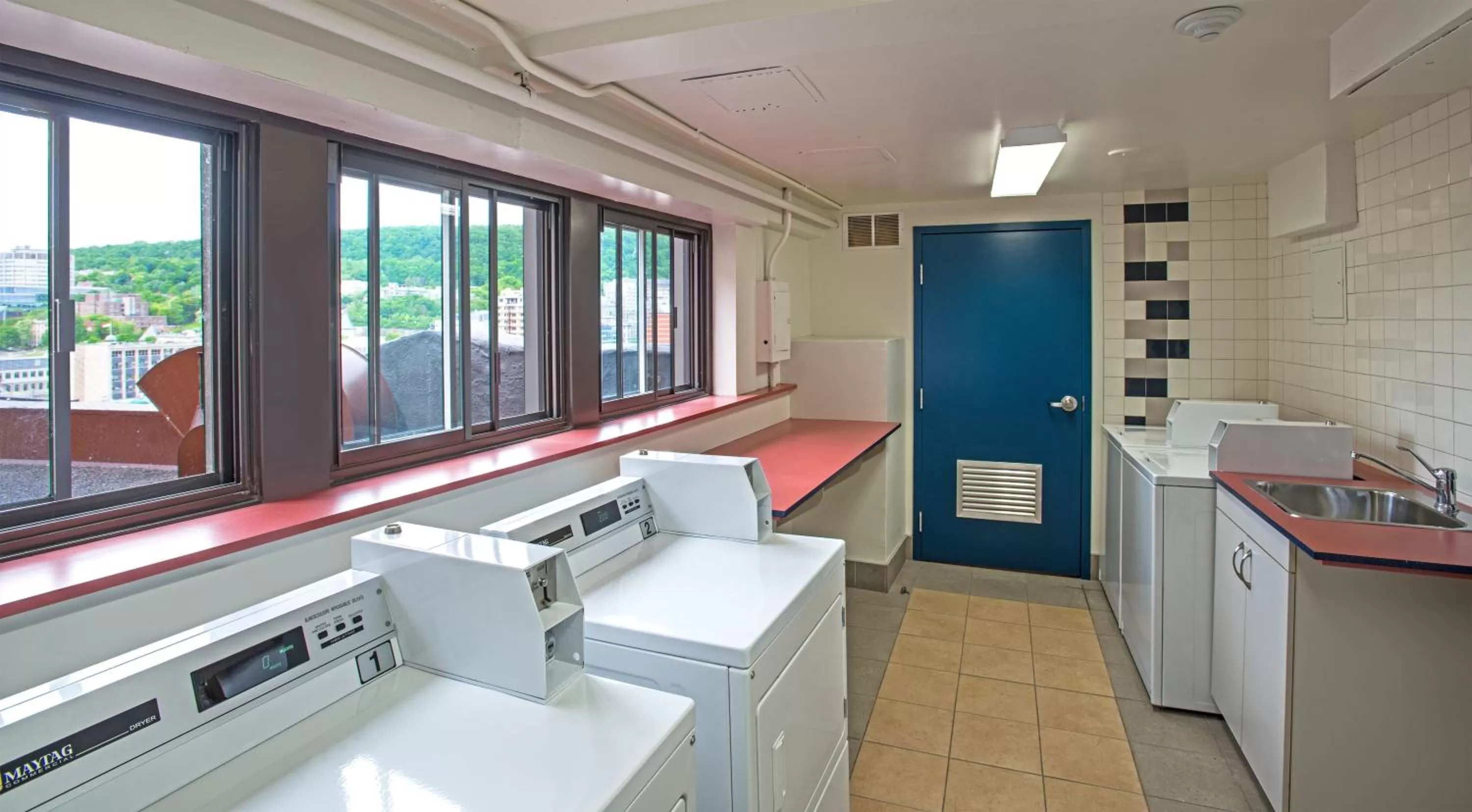 Area and facilities in L'Appartement Hôtel