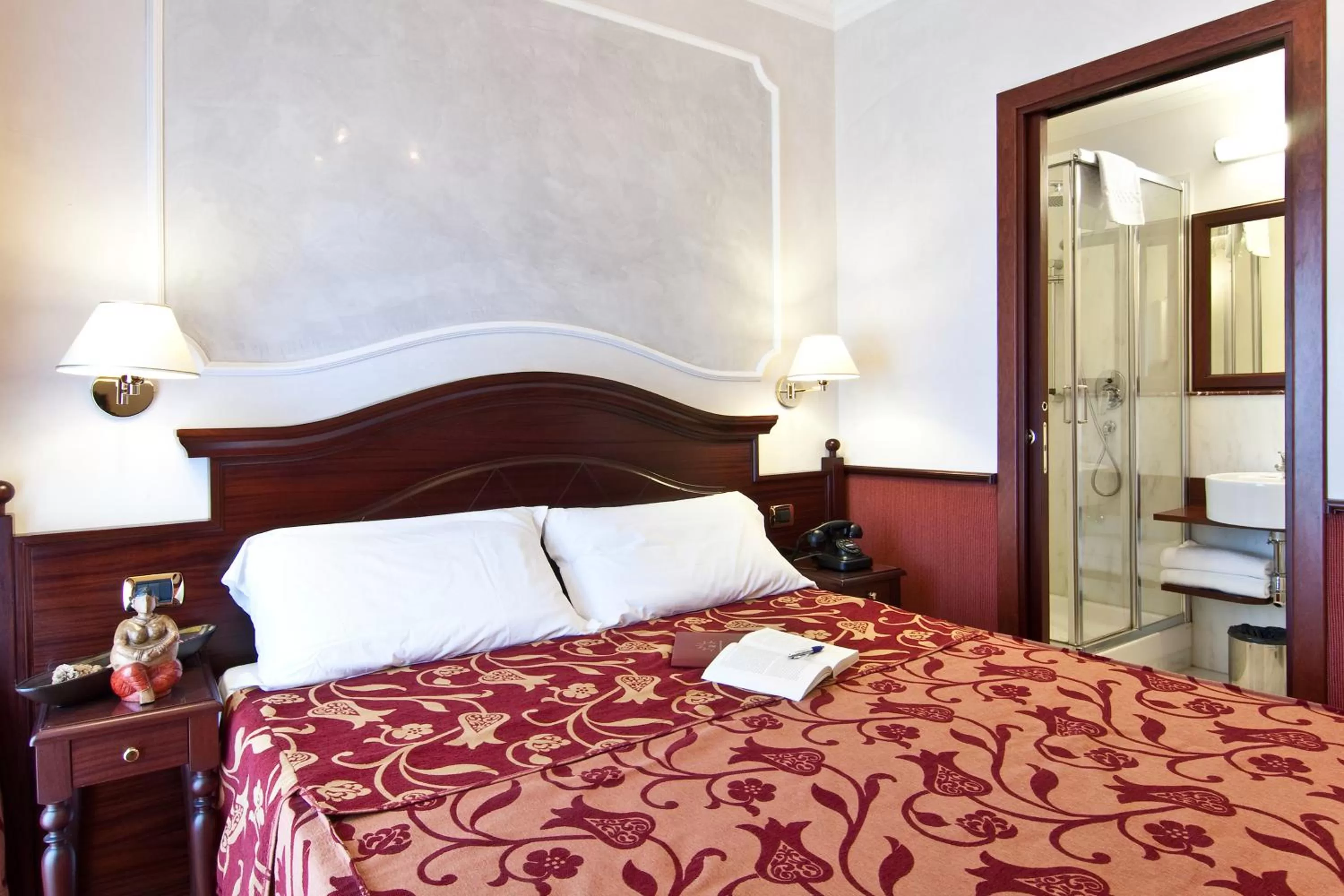 Bedroom, Bed in Hotel Best Roma
