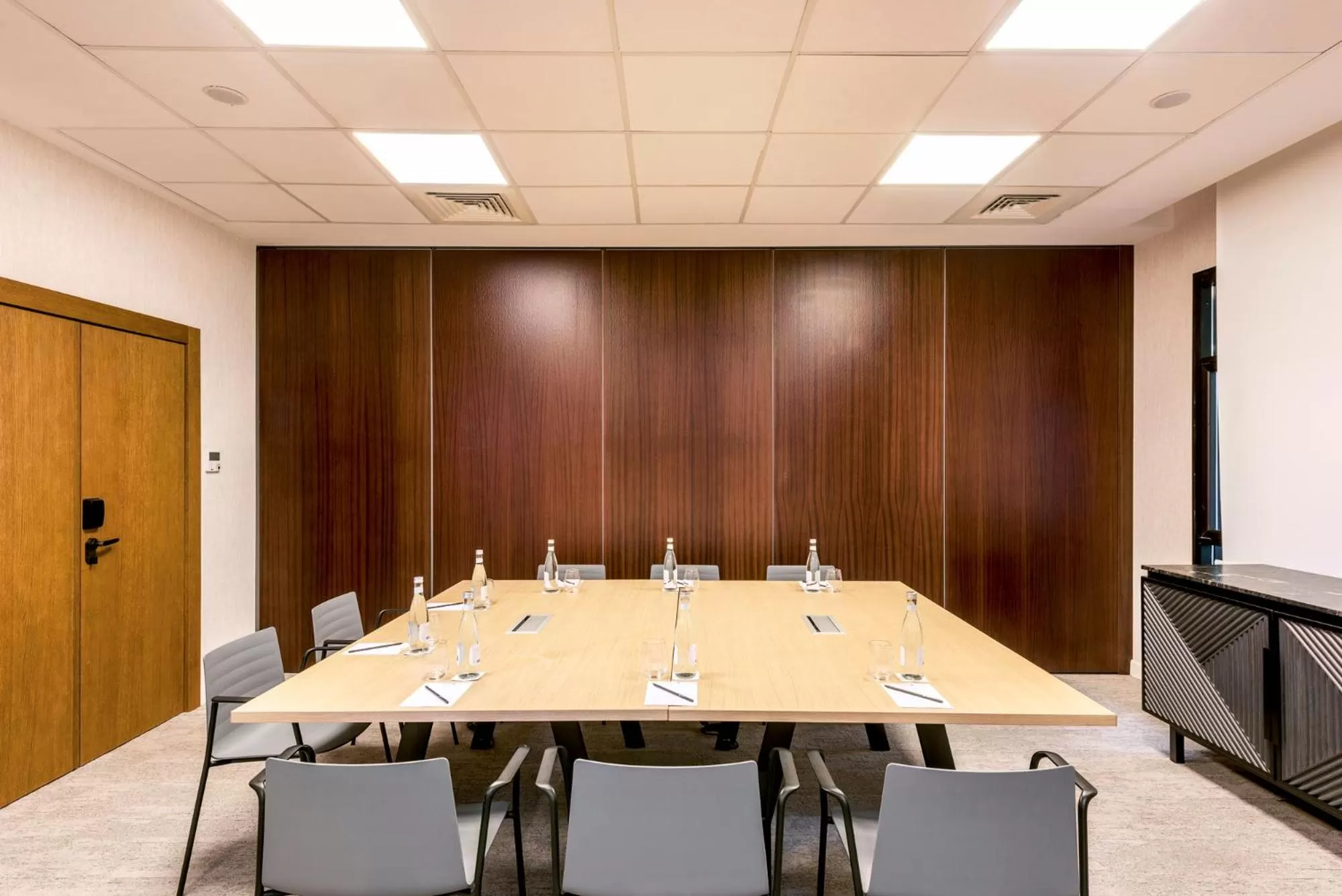 Business facilities in Radisson Blu Hotel Casablanca City Center