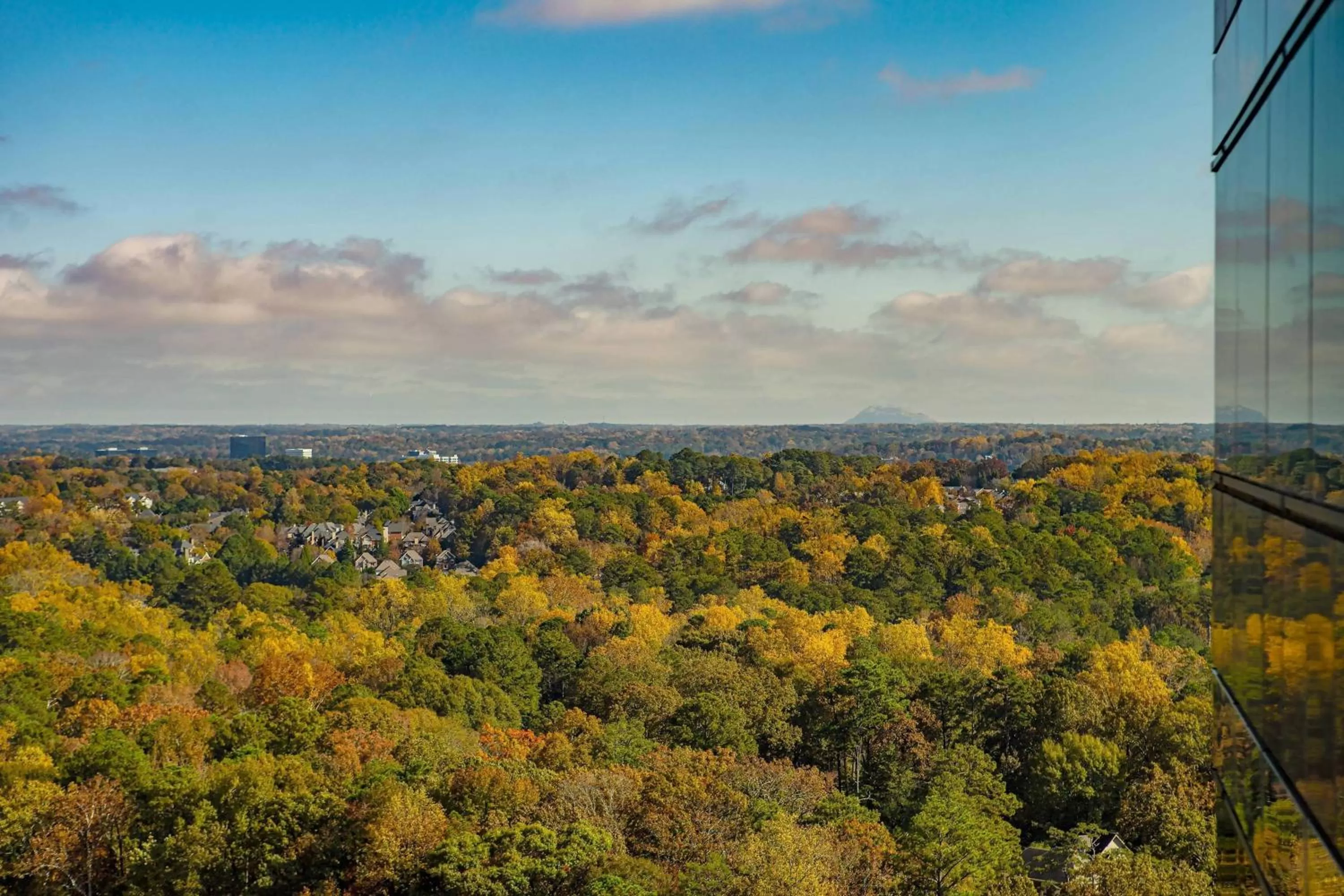 Photo of the whole room in JW Marriott Atlanta Buckhead