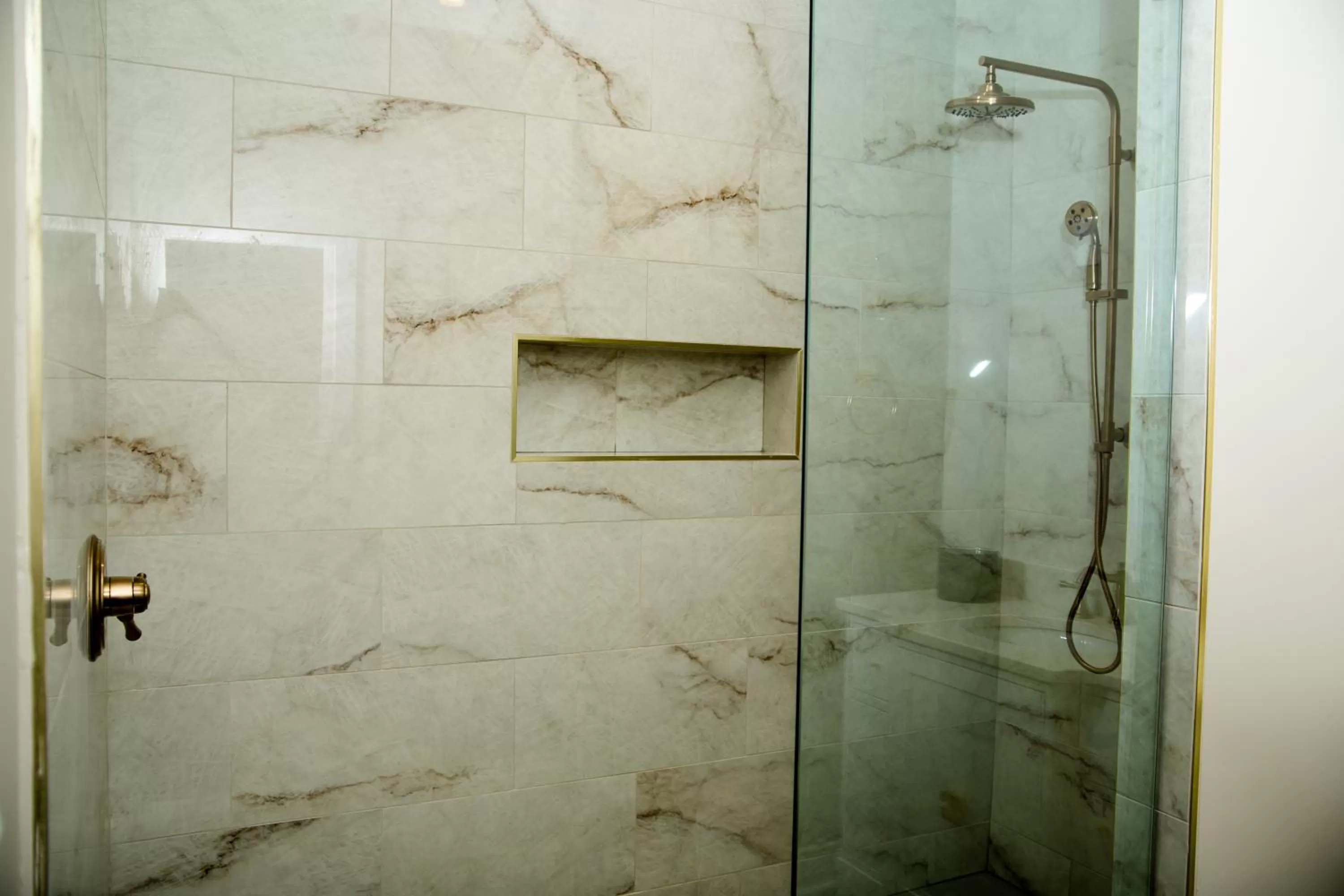 Bathroom in The Colonial Inn, an Ascend Collection Hotel