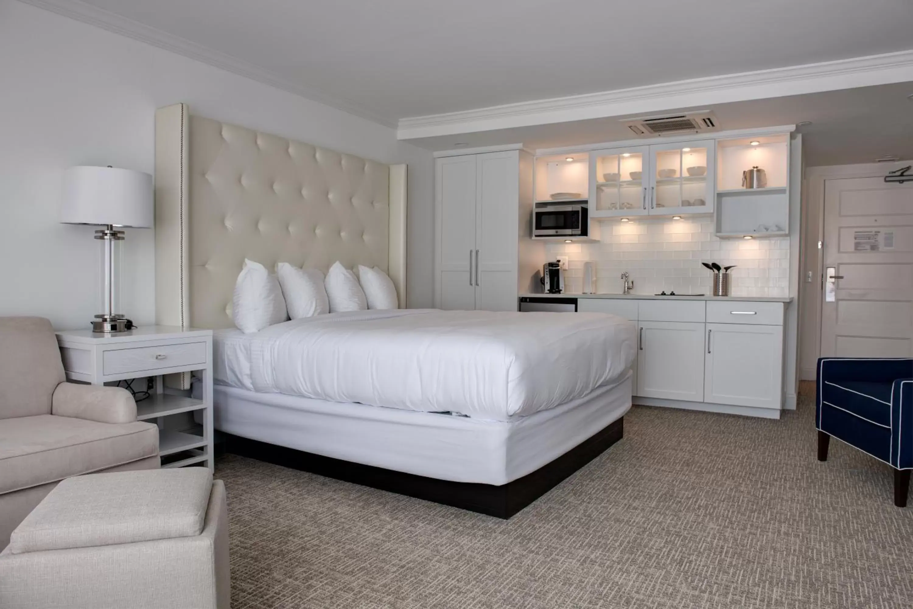 Premium King Studio in ICONA Avalon Premium King Studio in ICONA Avalon