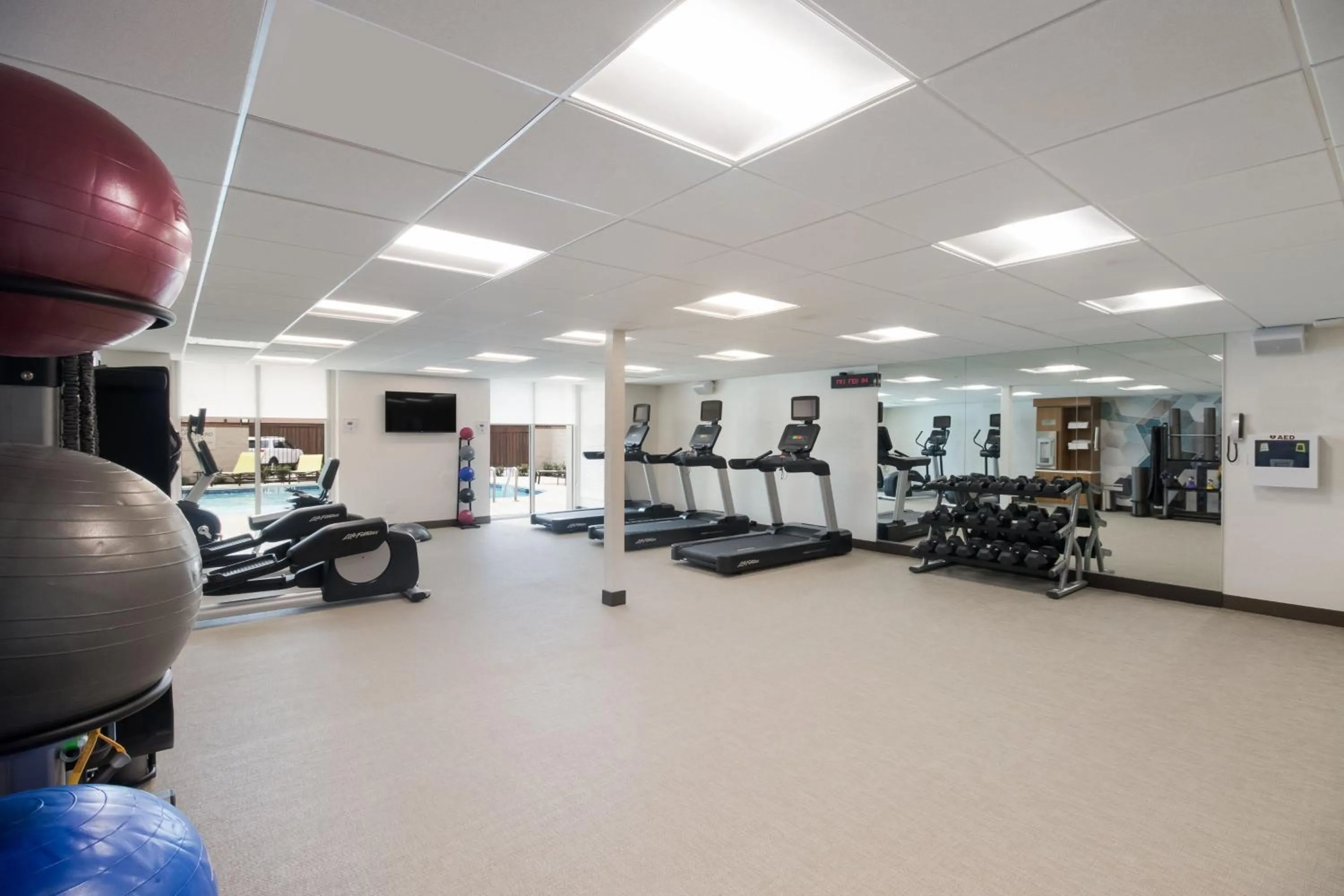 Fitness centre/facilities in SpringHill Suites by Marriott Dallas NW Highway at Stemmons / I-35East