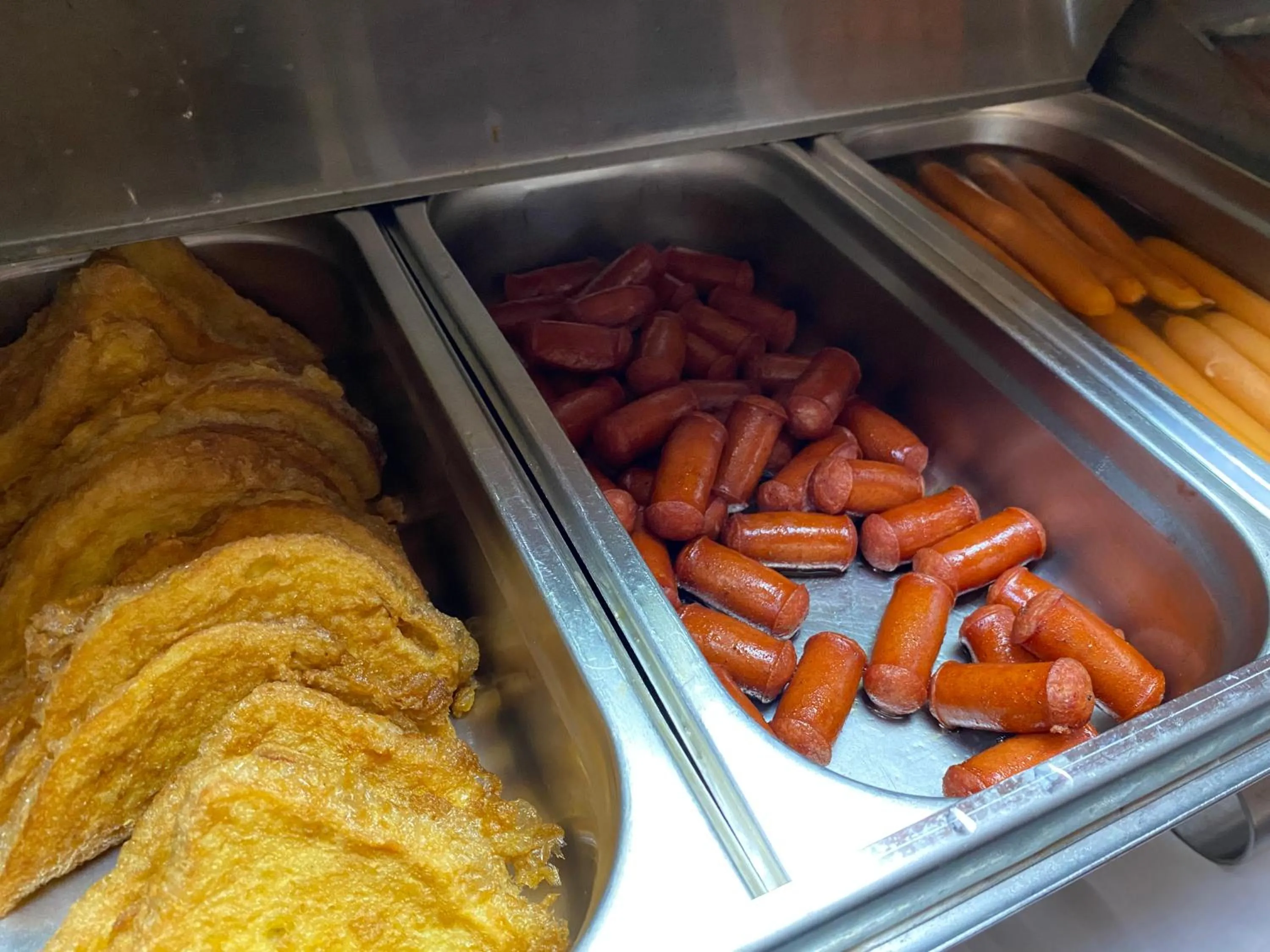 Buffet breakfast in Hotel Rivulus