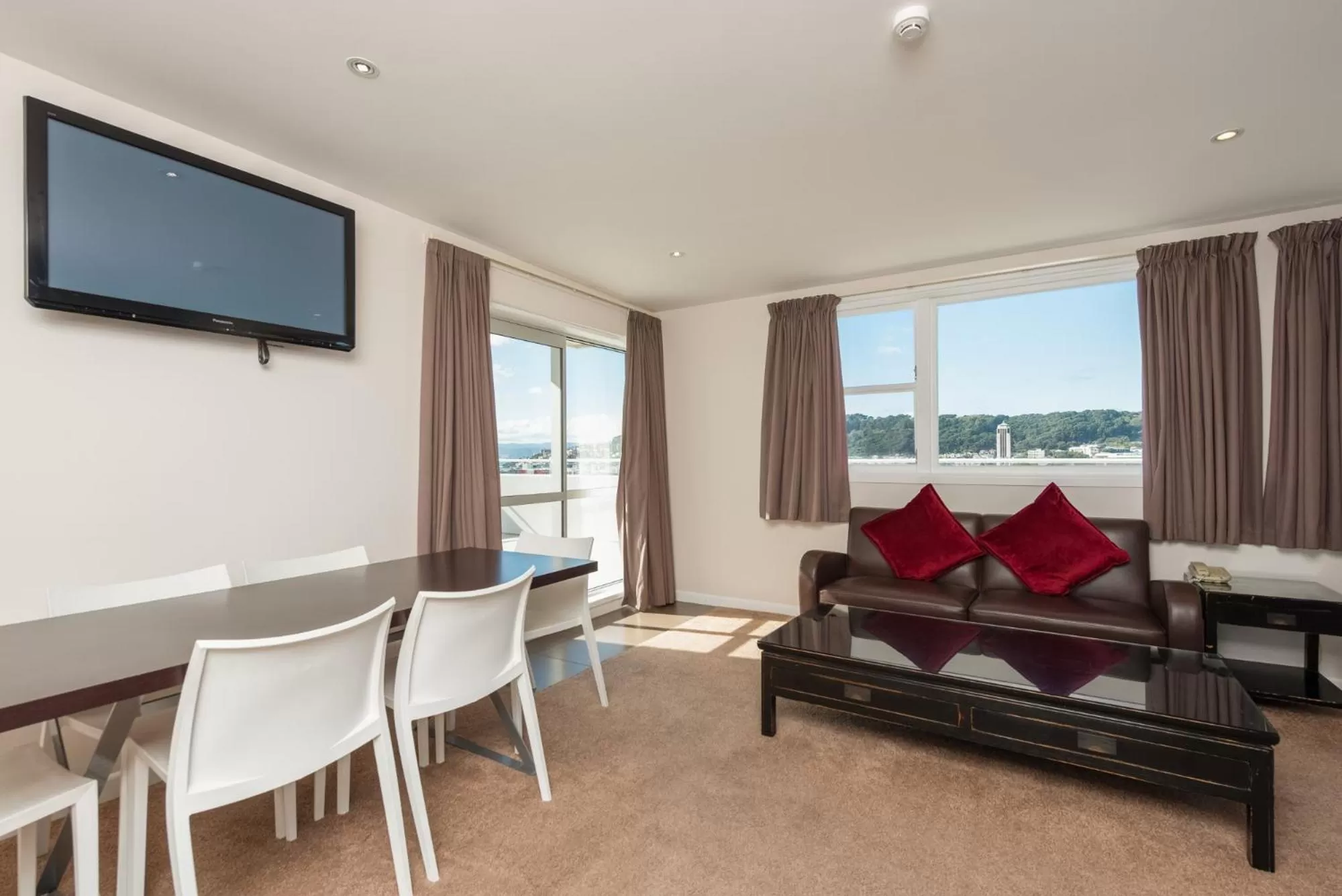 Capital View Motor Inn - Free Parking