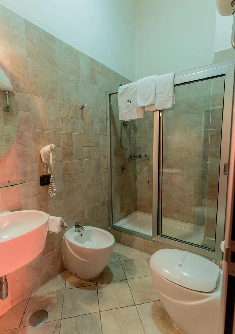 Bathroom in Hotel Diamond